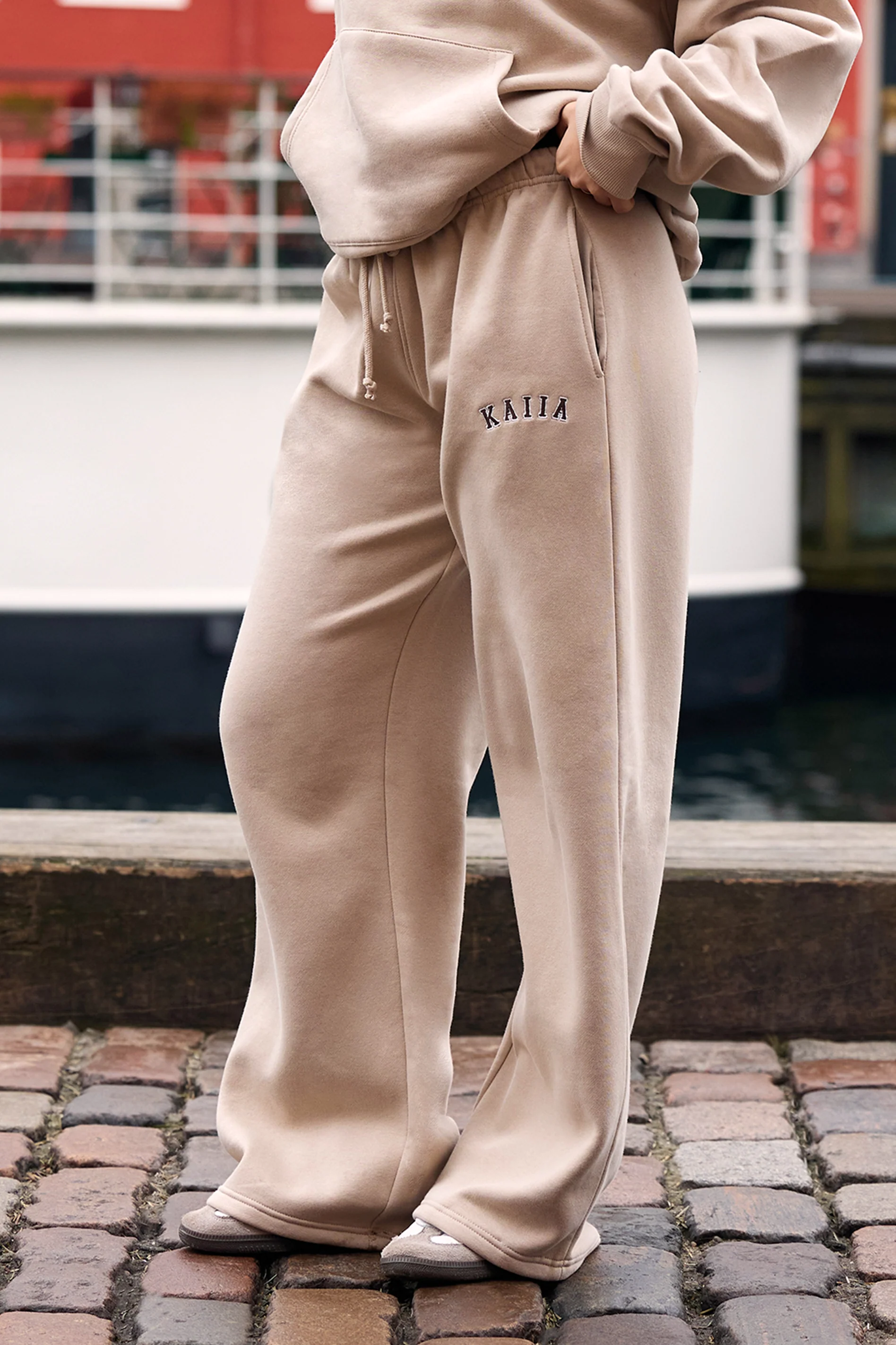 Kaiia Slogan Mid Rise Wide Leg Joggers Ash Taupe & Bitter Chocolate - Image 3