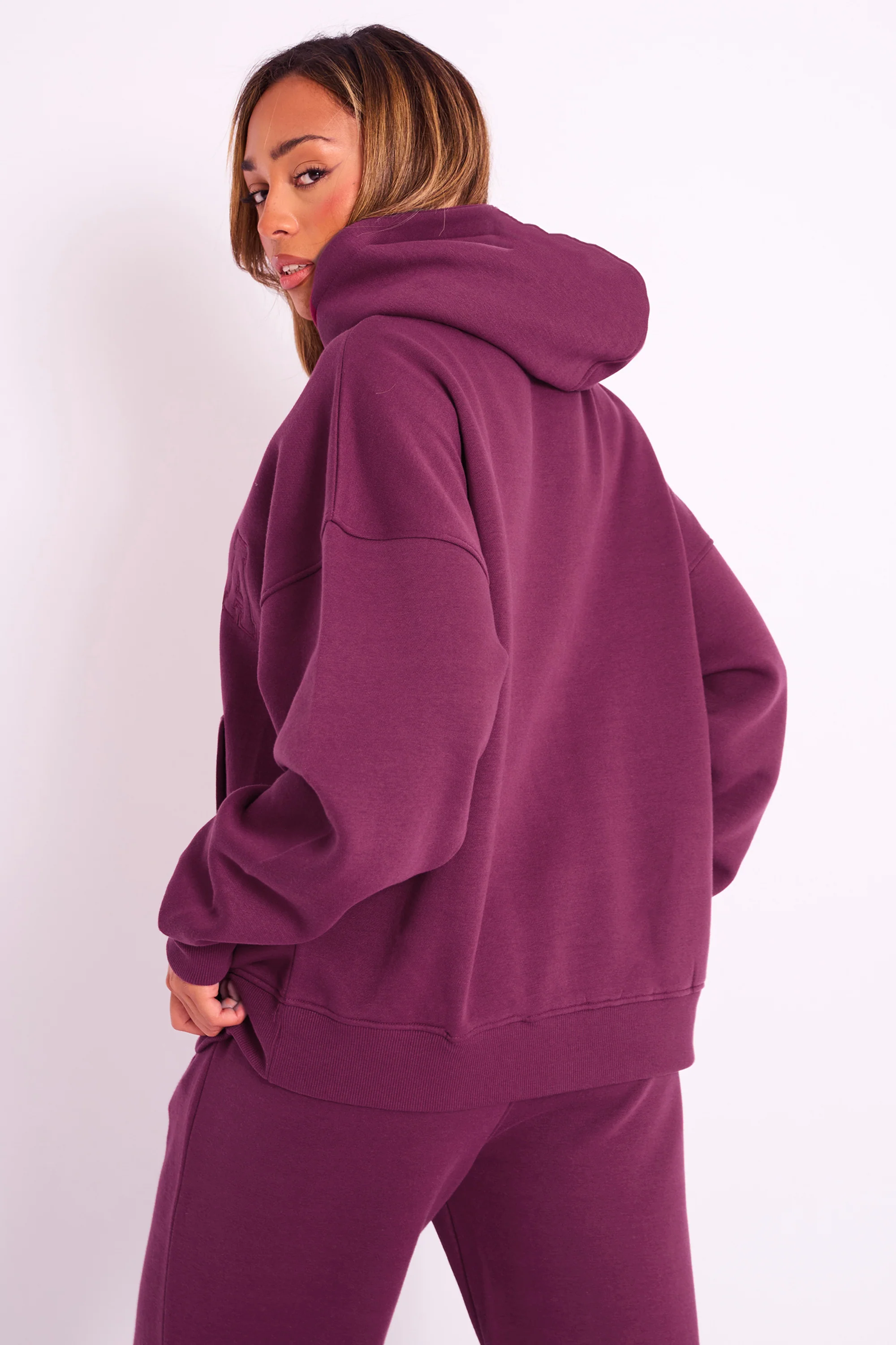Kaiia Slogan Oversized Hoodie Burgundy - Image 4