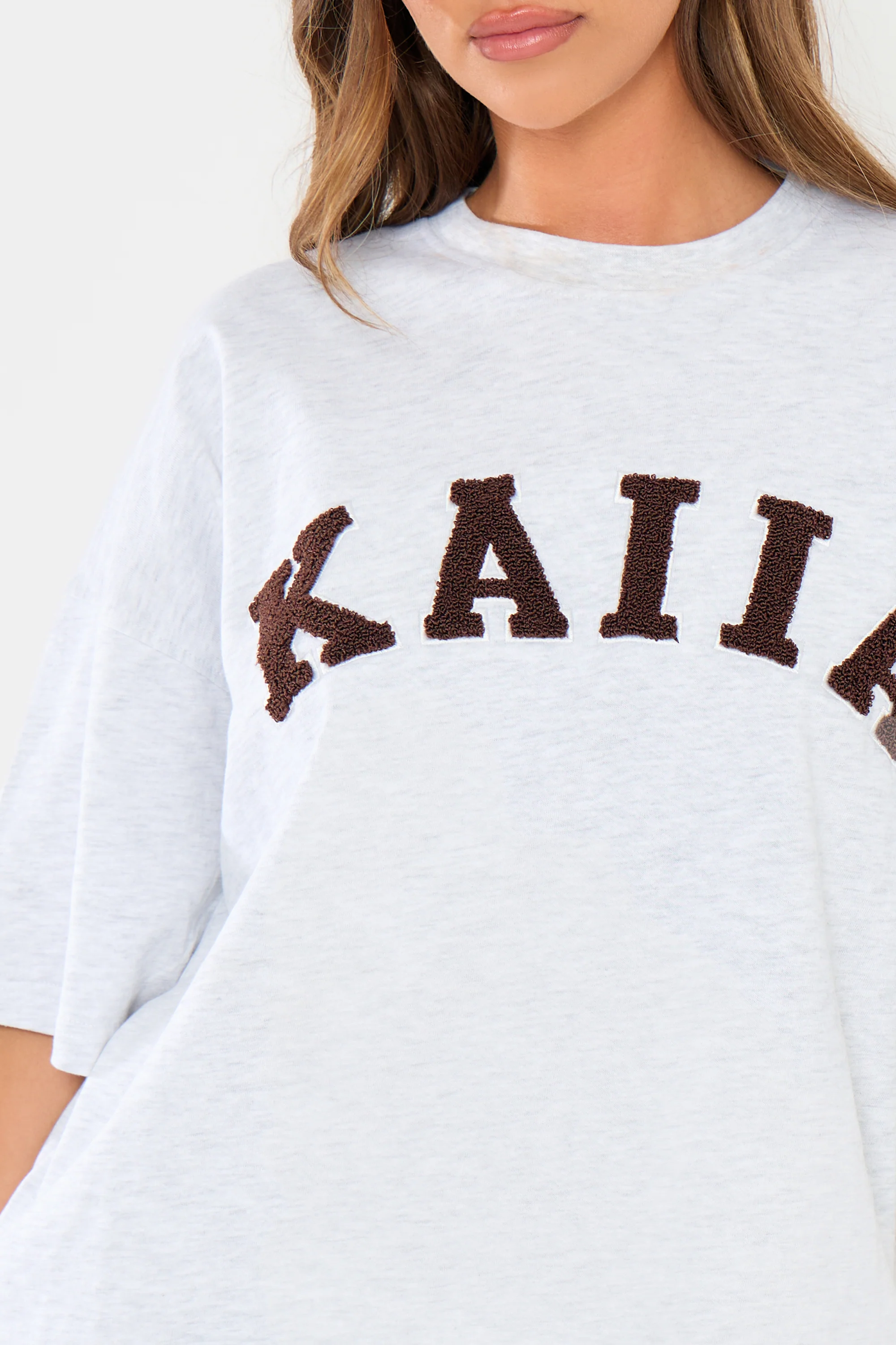 Kaiia Slogan Oversized T-shirt Light Grey Marl & Brown - Image 7