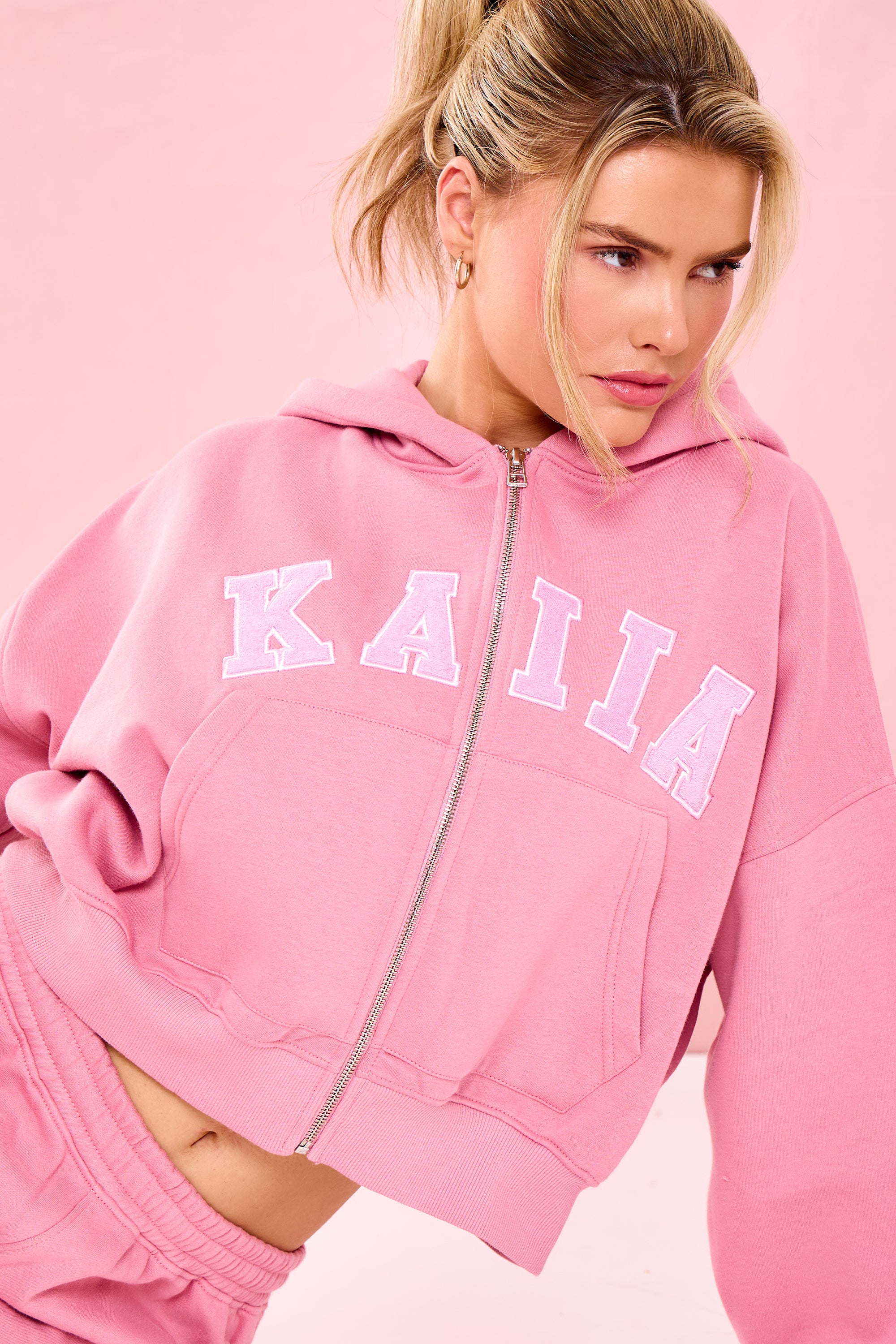 Kaiia Slogan Oversized Zip Through Hoodie Ribbon Pink - Image 5