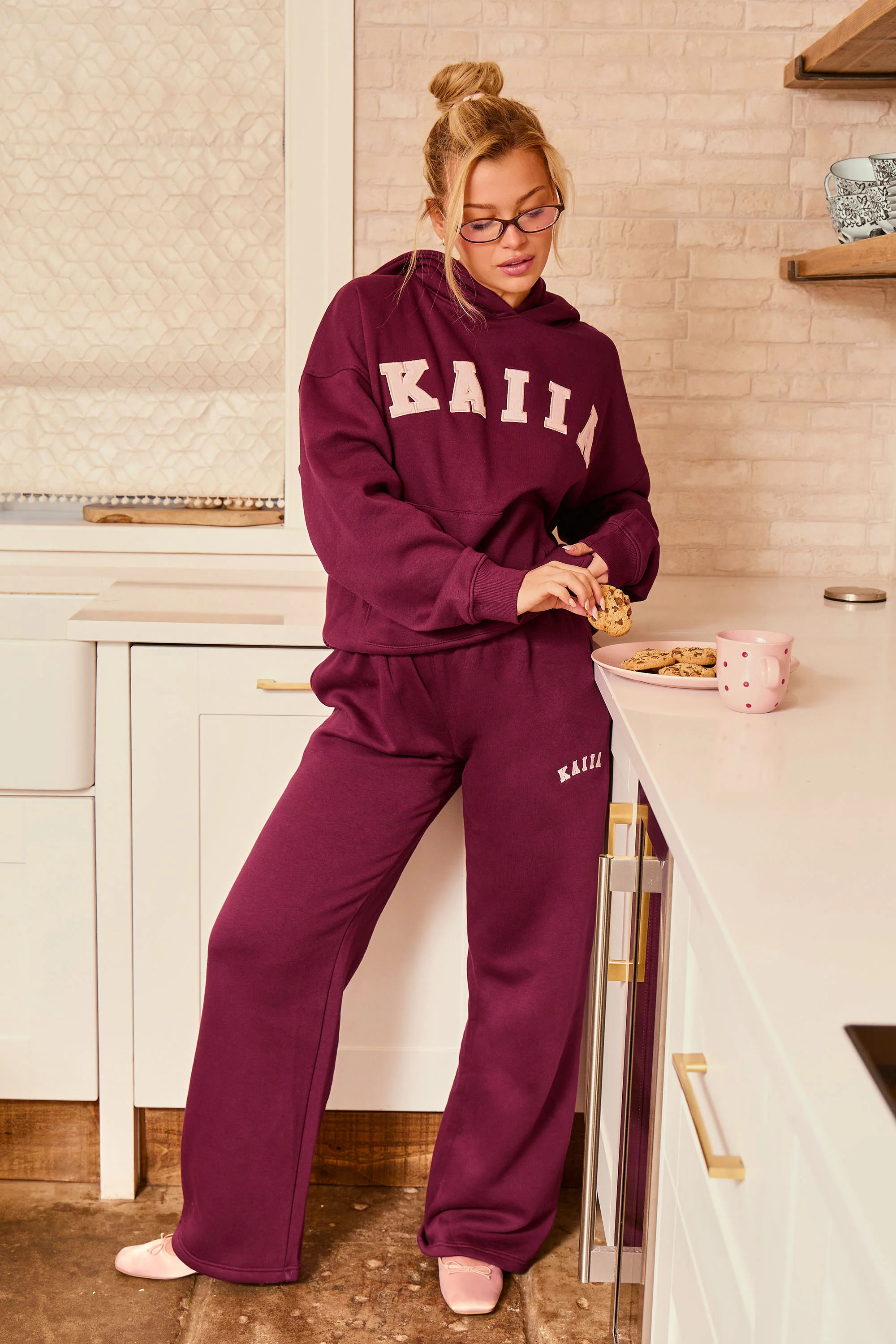 Kaiia Slogan Wide Leg Joggers Deep Burgundy & Pink