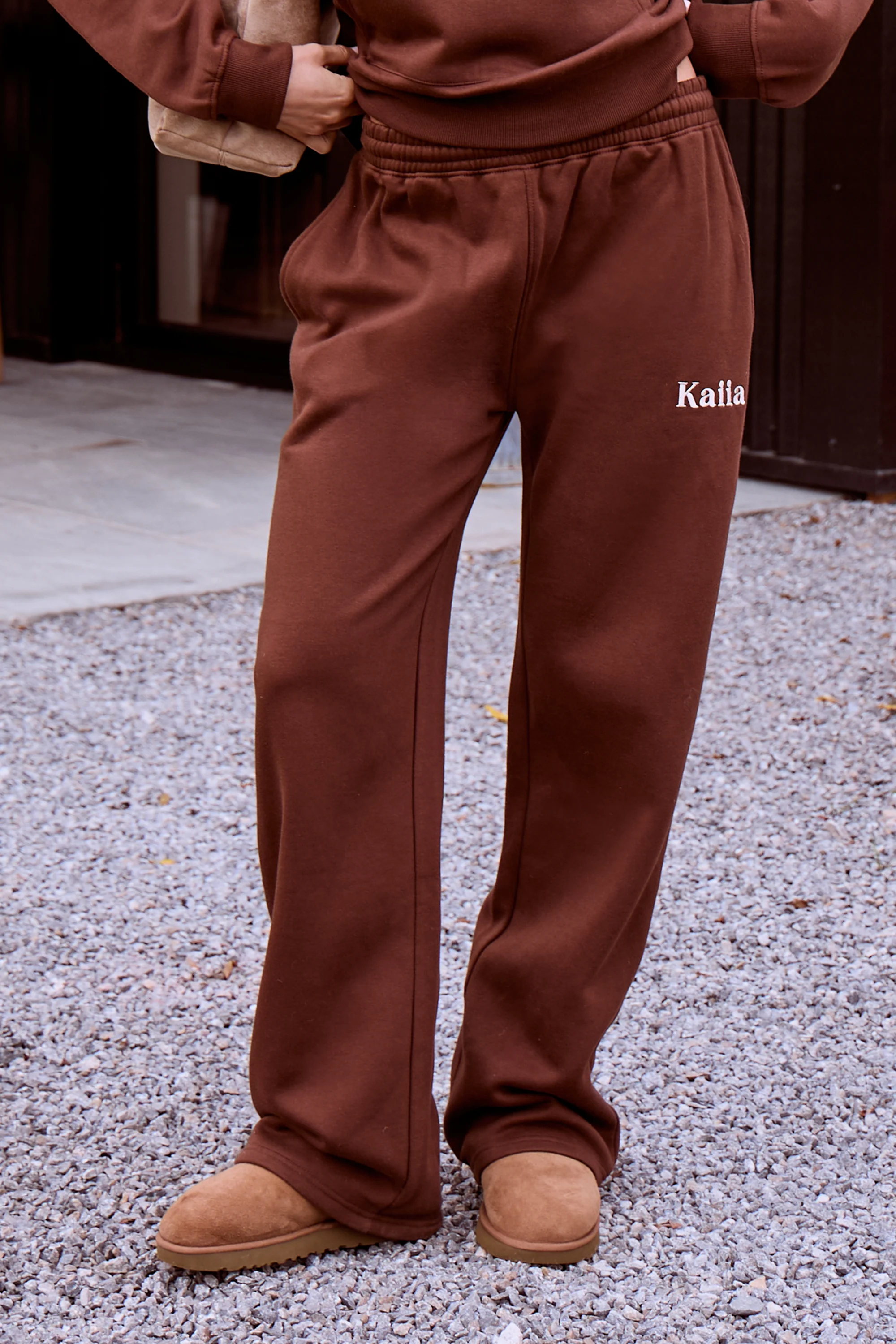 Kaiia Slogan Wide Leg Joggers Fudge - Image 2