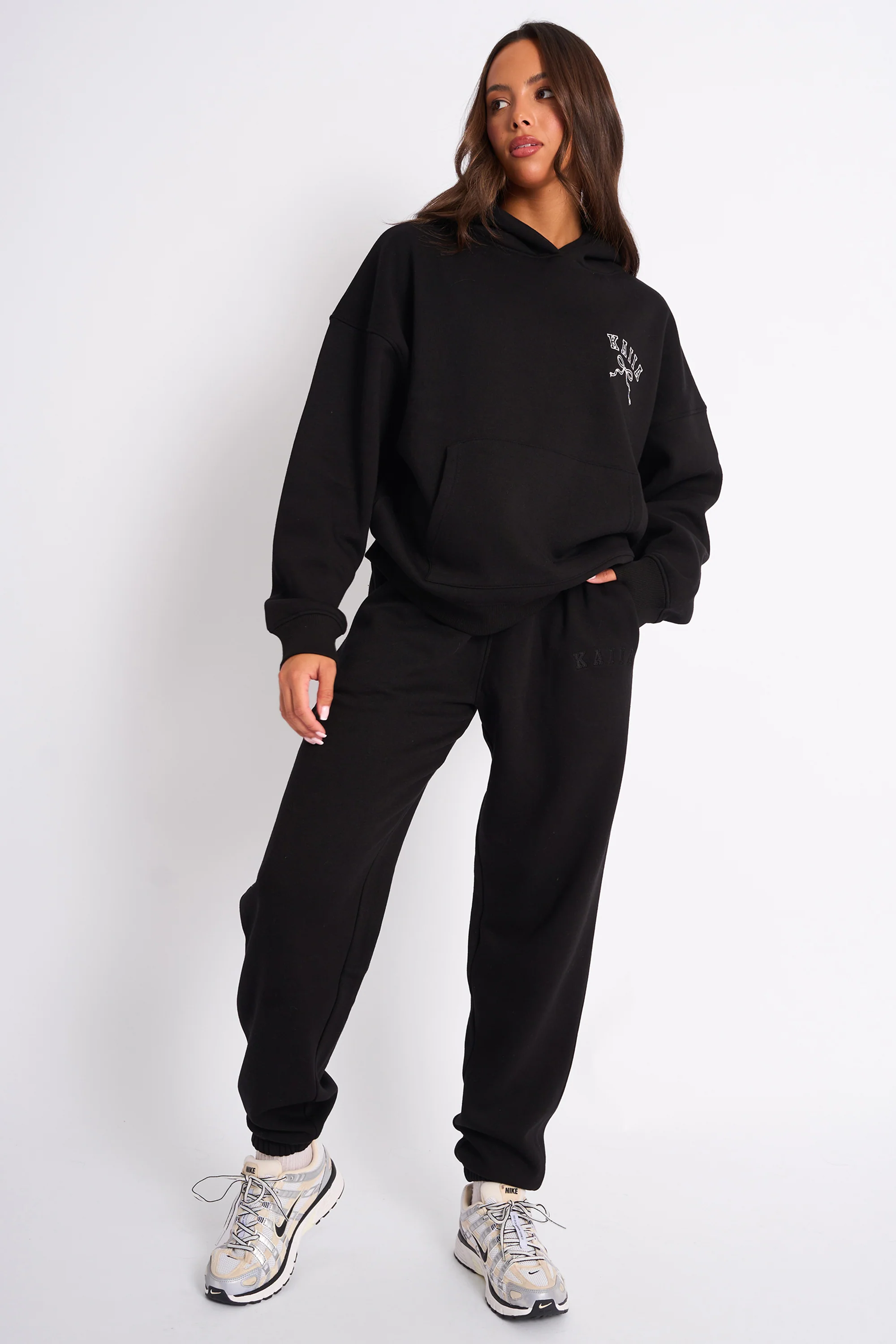 Kaiia Bow Embroidered Oversized Hoodie Black & White - Image 3