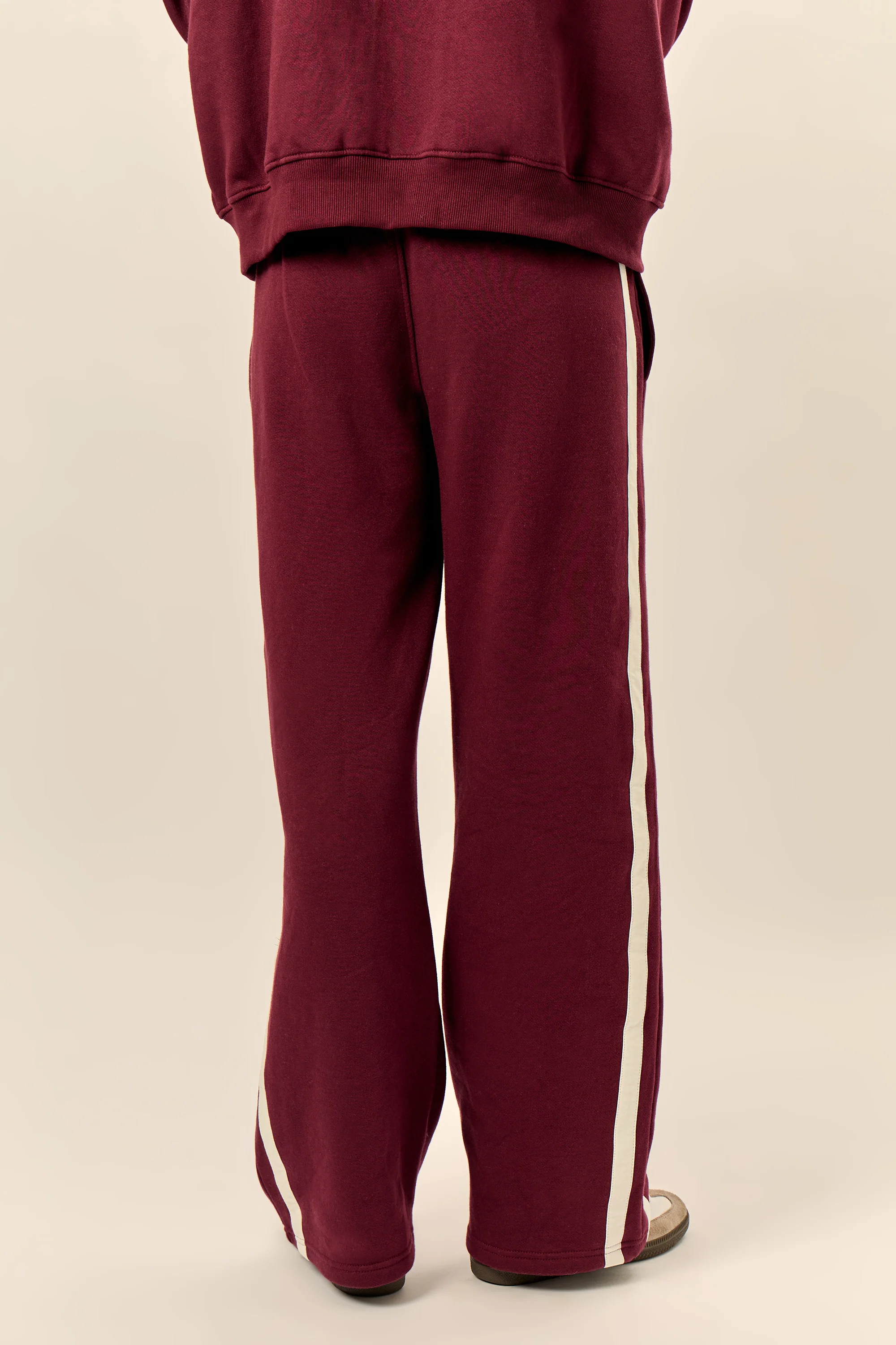Kaiia Sport Stripe Wide Leg Joggers Burgundy & Cream - Image 4