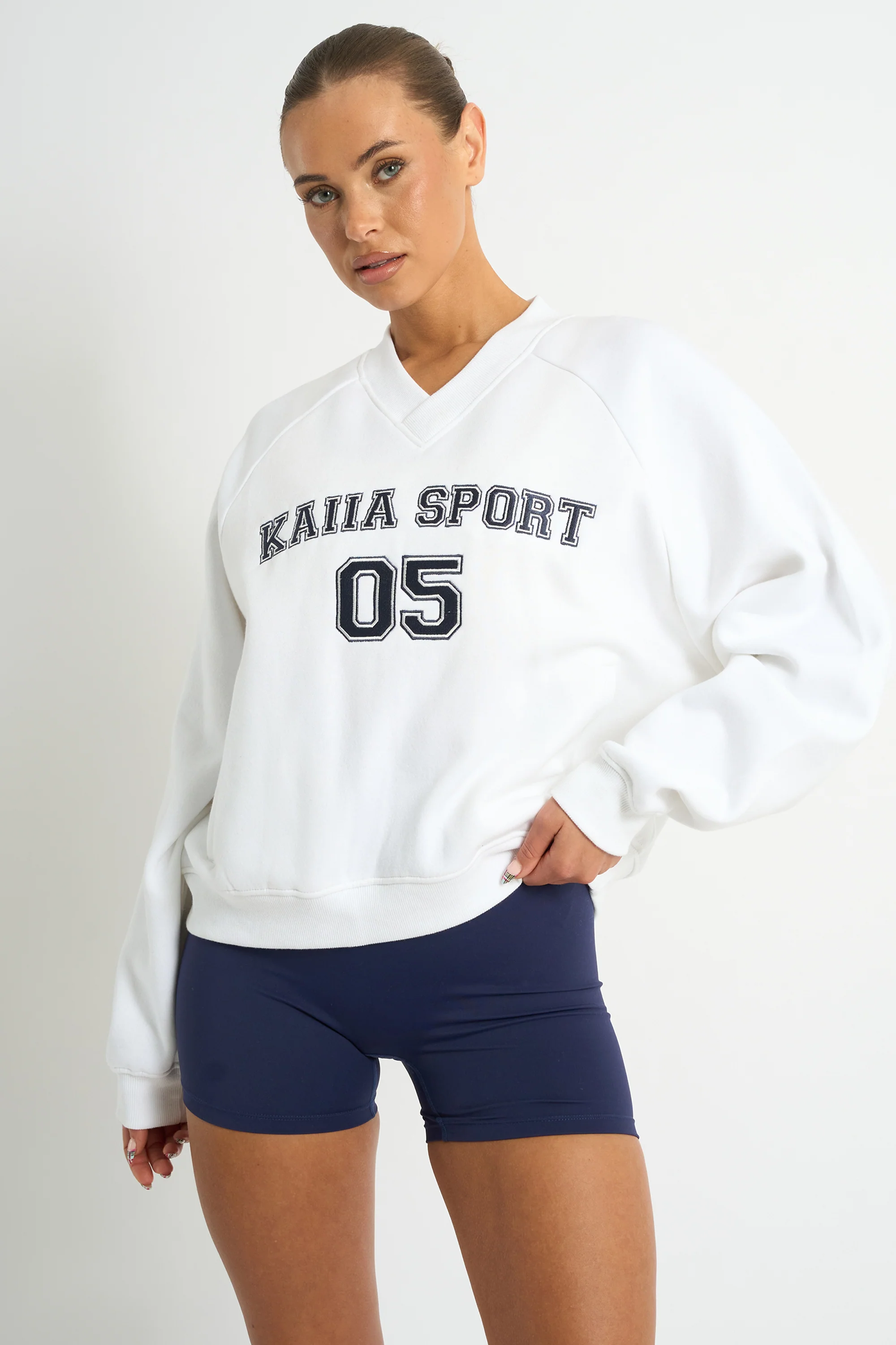 Kaiia Sport V Neck Oversized Sweatshirt White & Navy - Image 4