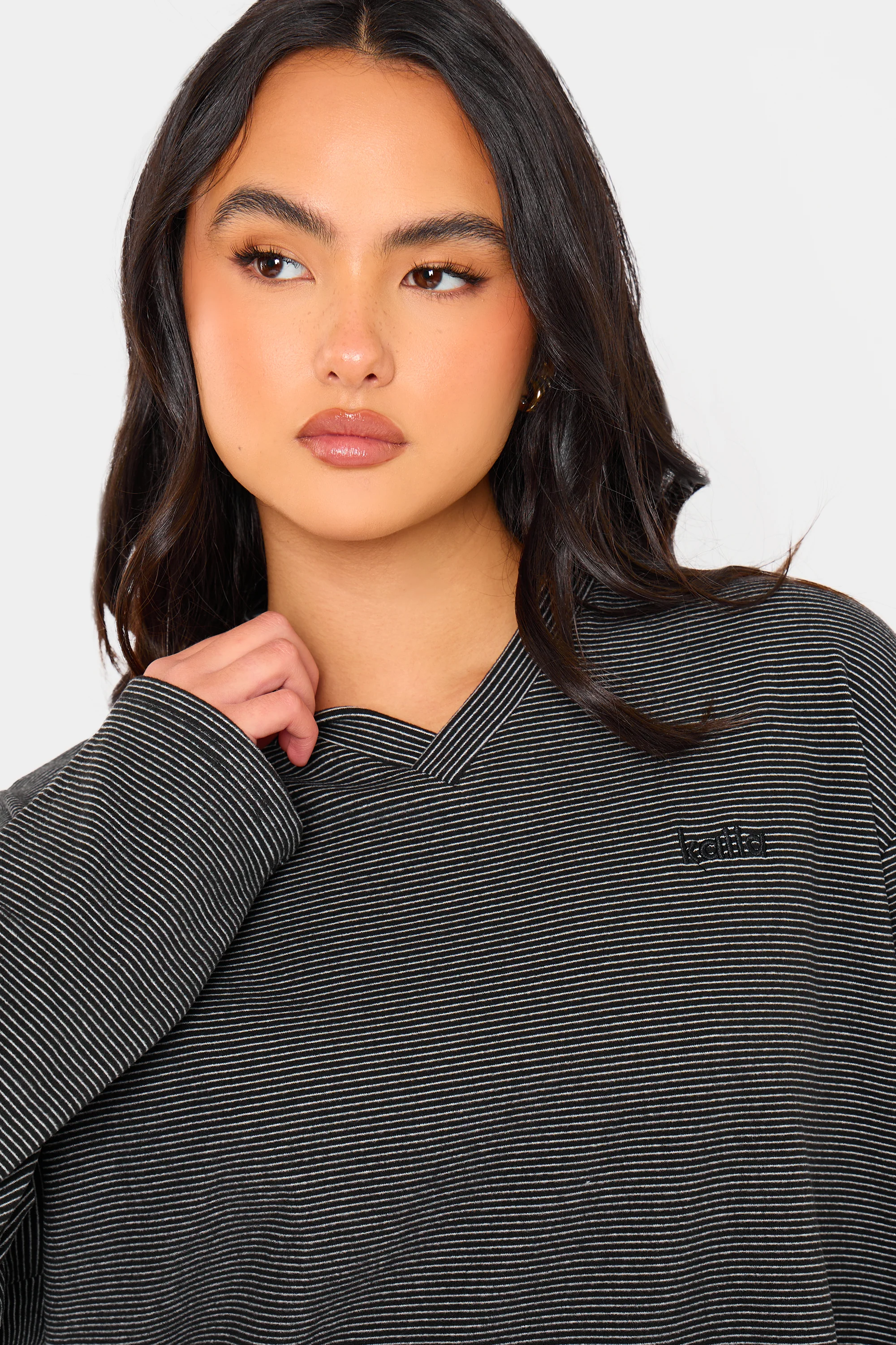 Kaiia Striped Fleece Oversized Top Black & Cream - Image 2