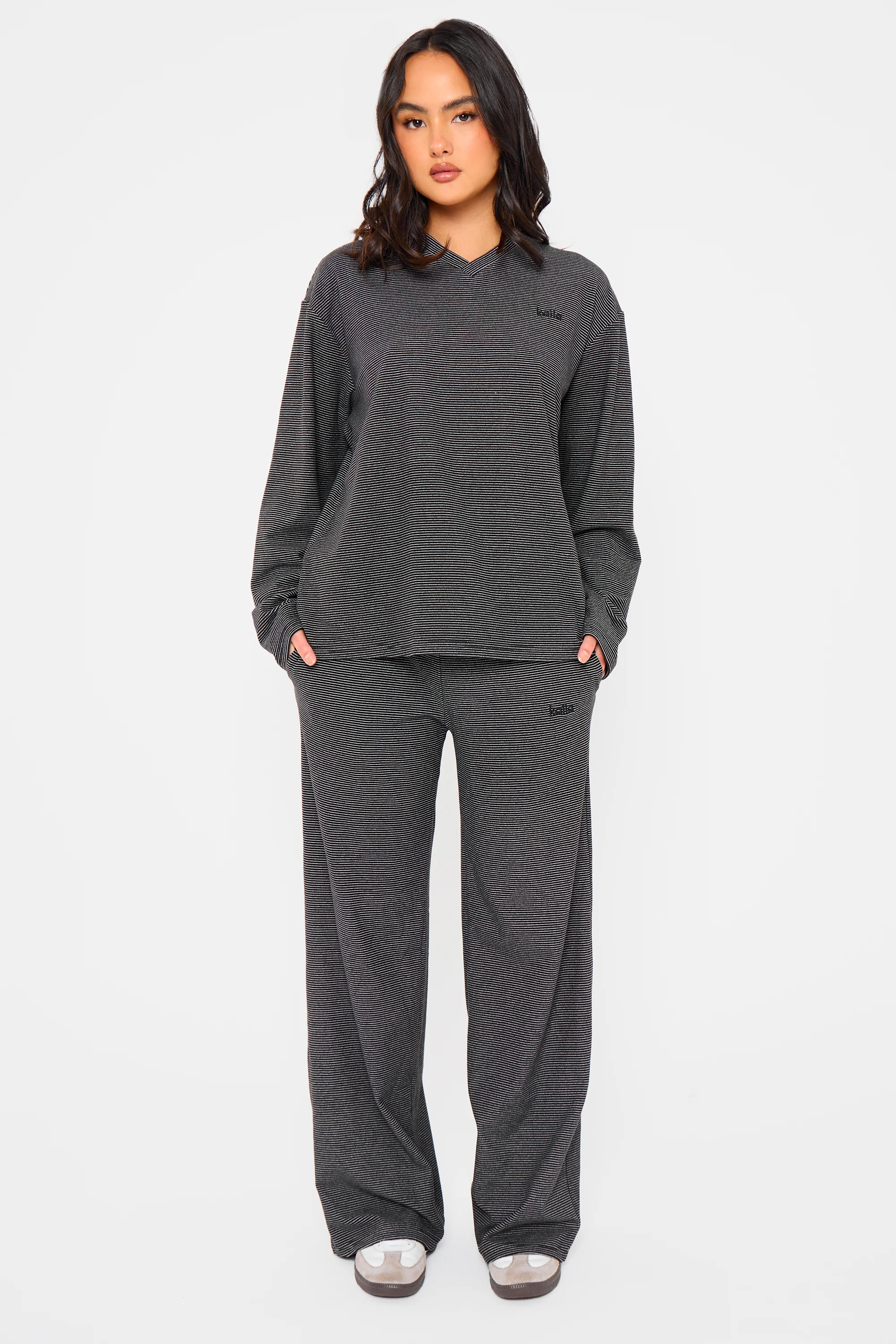Kaiia Striped Fleece Oversized Top Black & Cream - Image 3