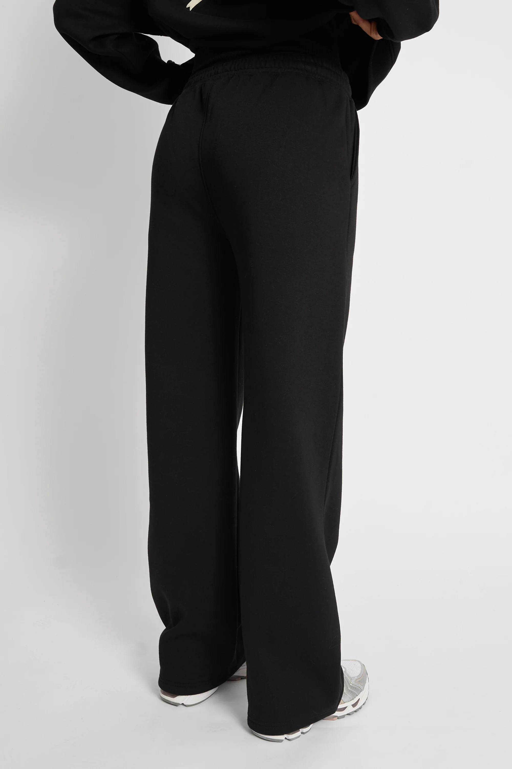 Kaiia Bubble Script Bow Detail Wide Leg Joggers Black & Cream - Image 3
