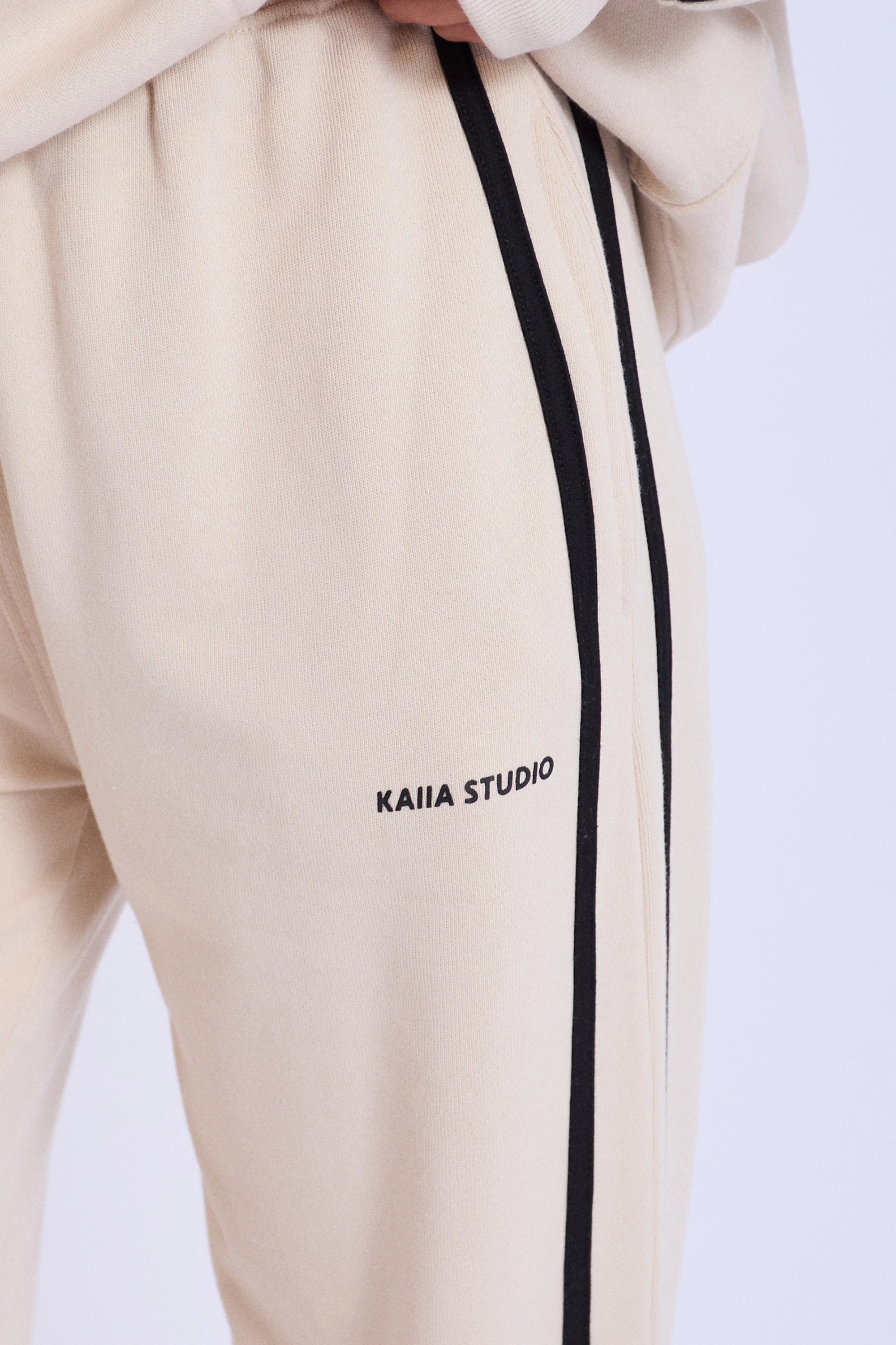 Kaiia Studio Contrast Panel Wide Leg Sweat Pants Stone & Black - Image 2