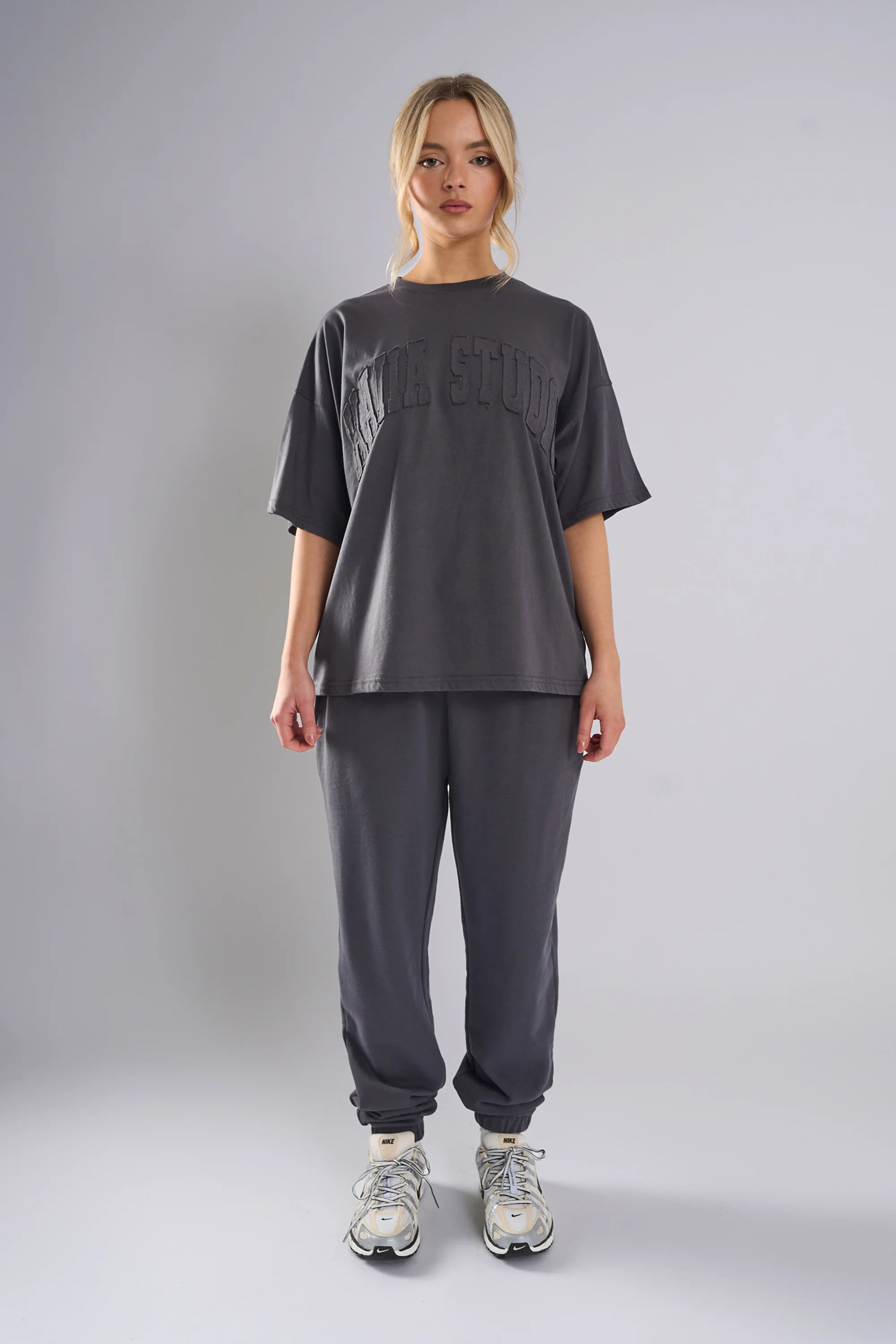 Kaiia Studio Distressed Applique Oversized T-Shirt Dark Grey - Image 4