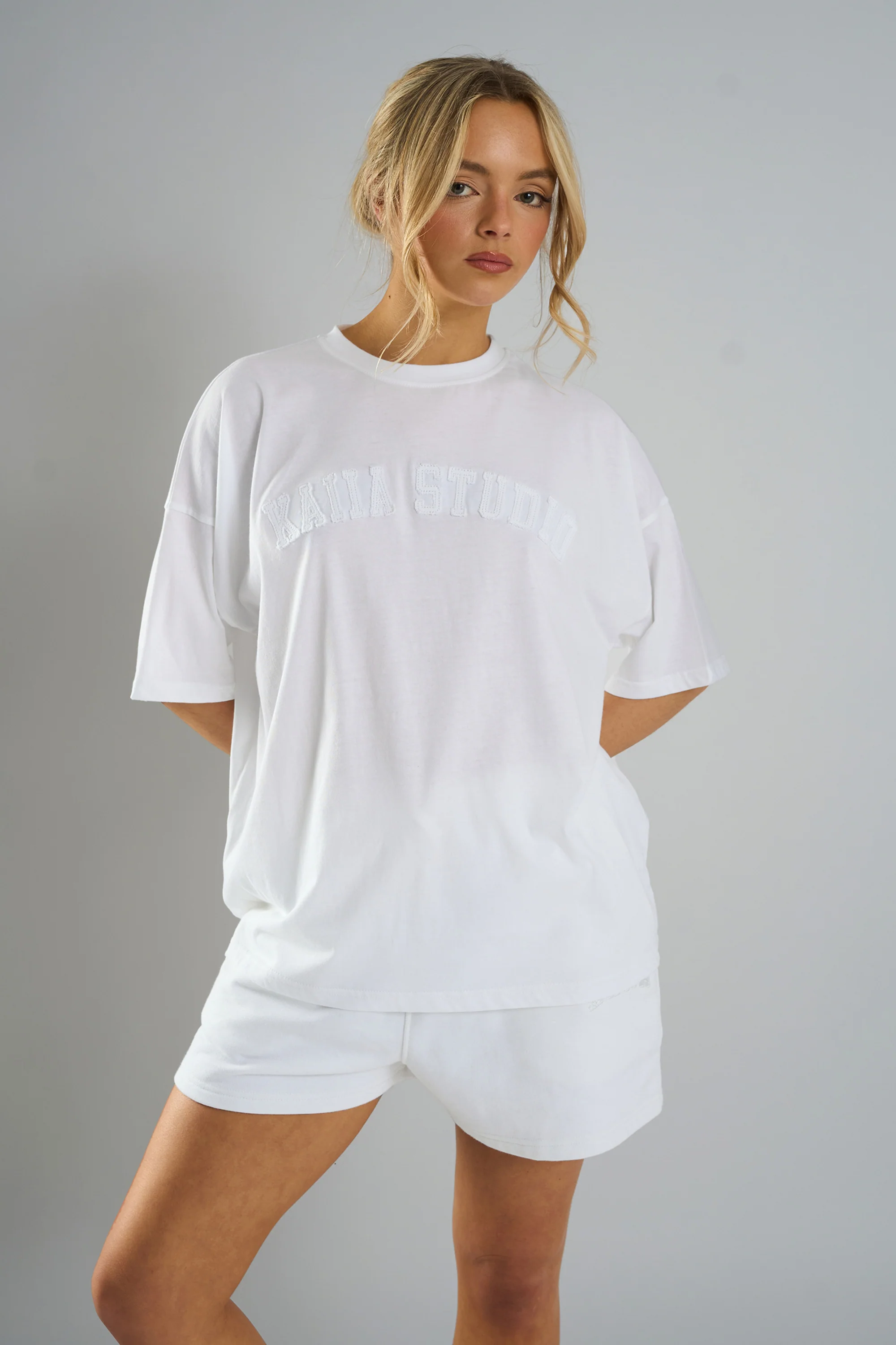 Kaiia Studio Distressed Applique Oversized T-Shirt White - Image 5