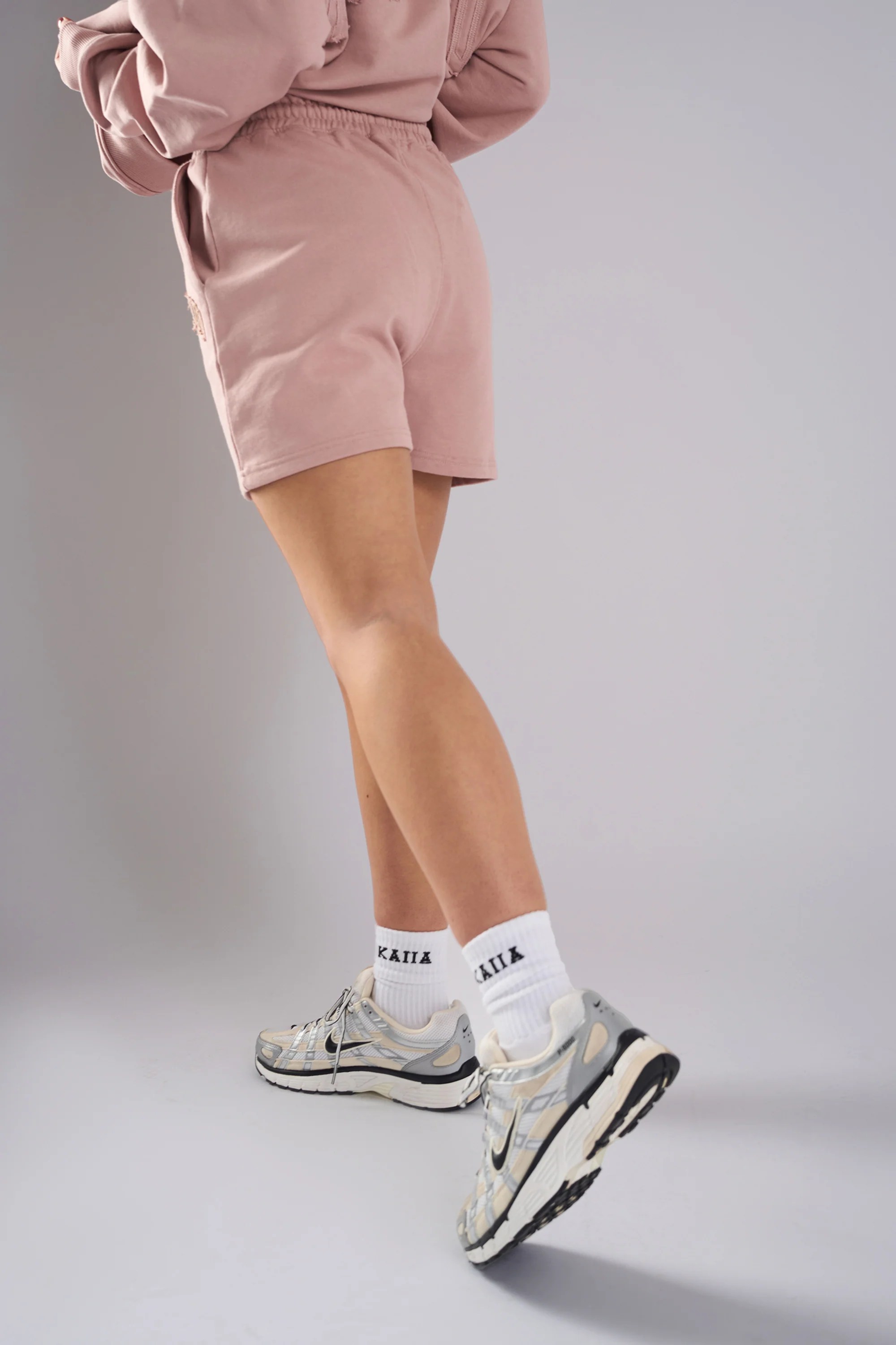 Kaiia Studio Distressed Applique Sweat Short Blush - Image 8