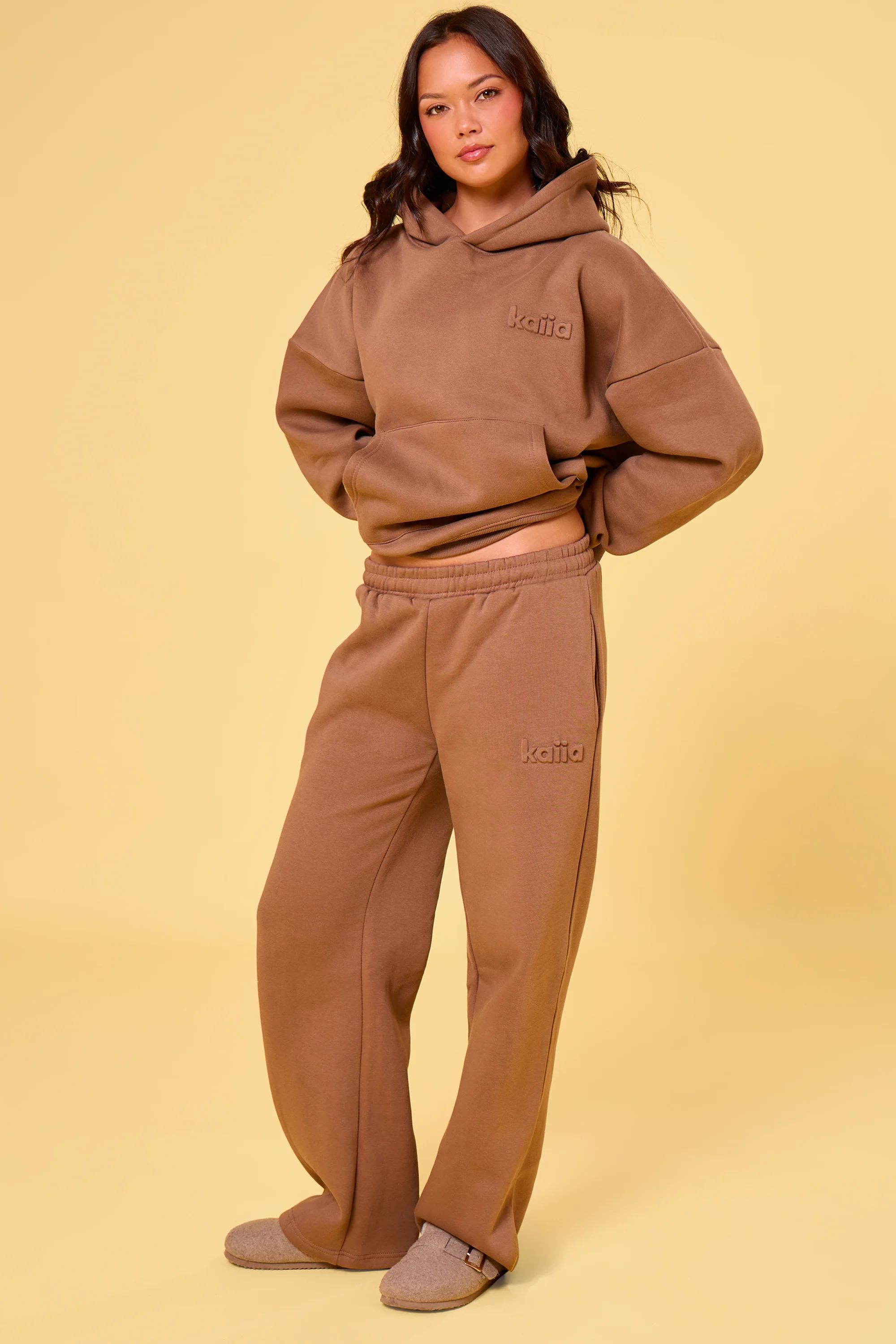 Kaiia Studio Embossed Wide Leg Joggers Caramel - Image 5