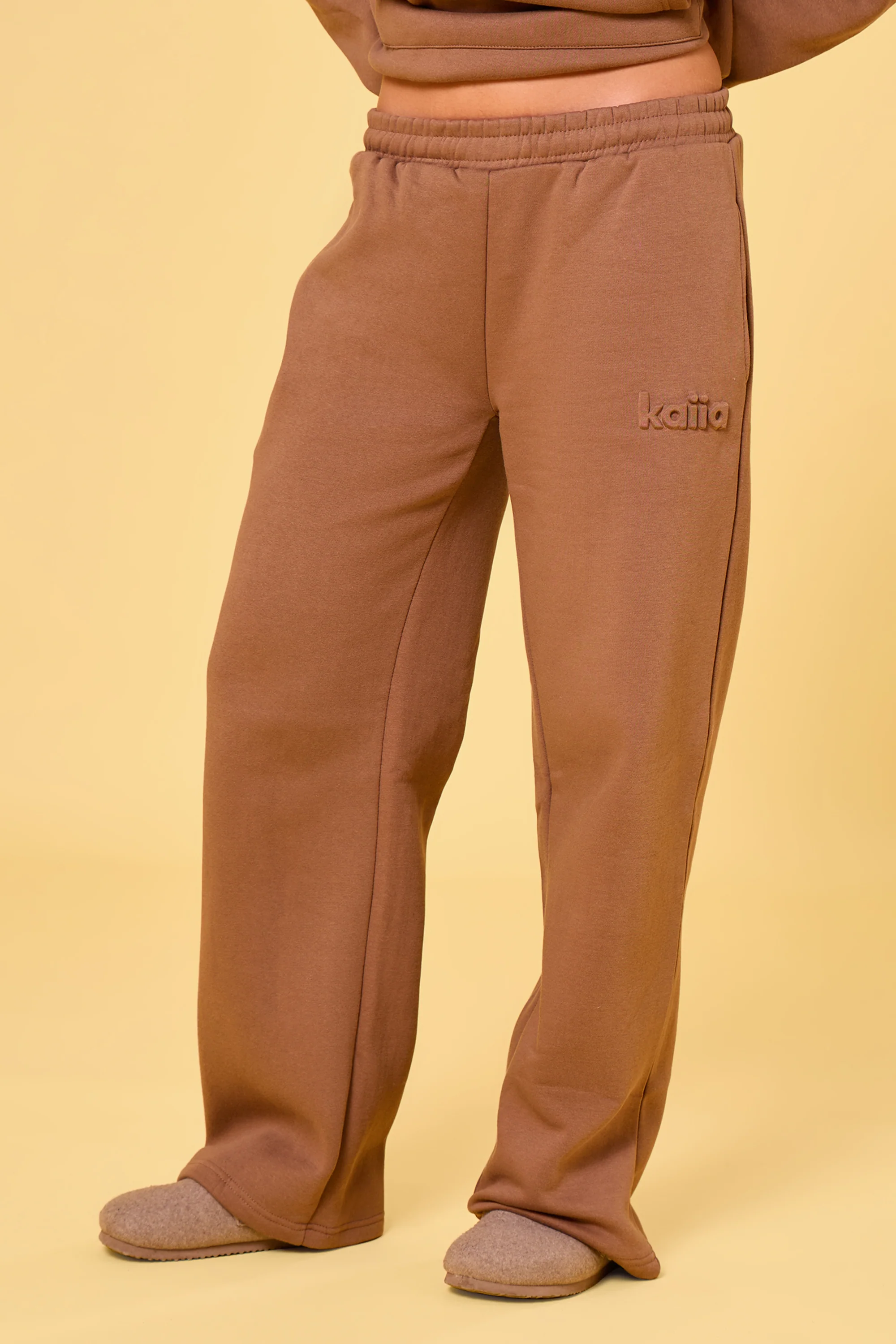 Kaiia Studio Embossed Wide Leg Joggers Caramel - Image 8