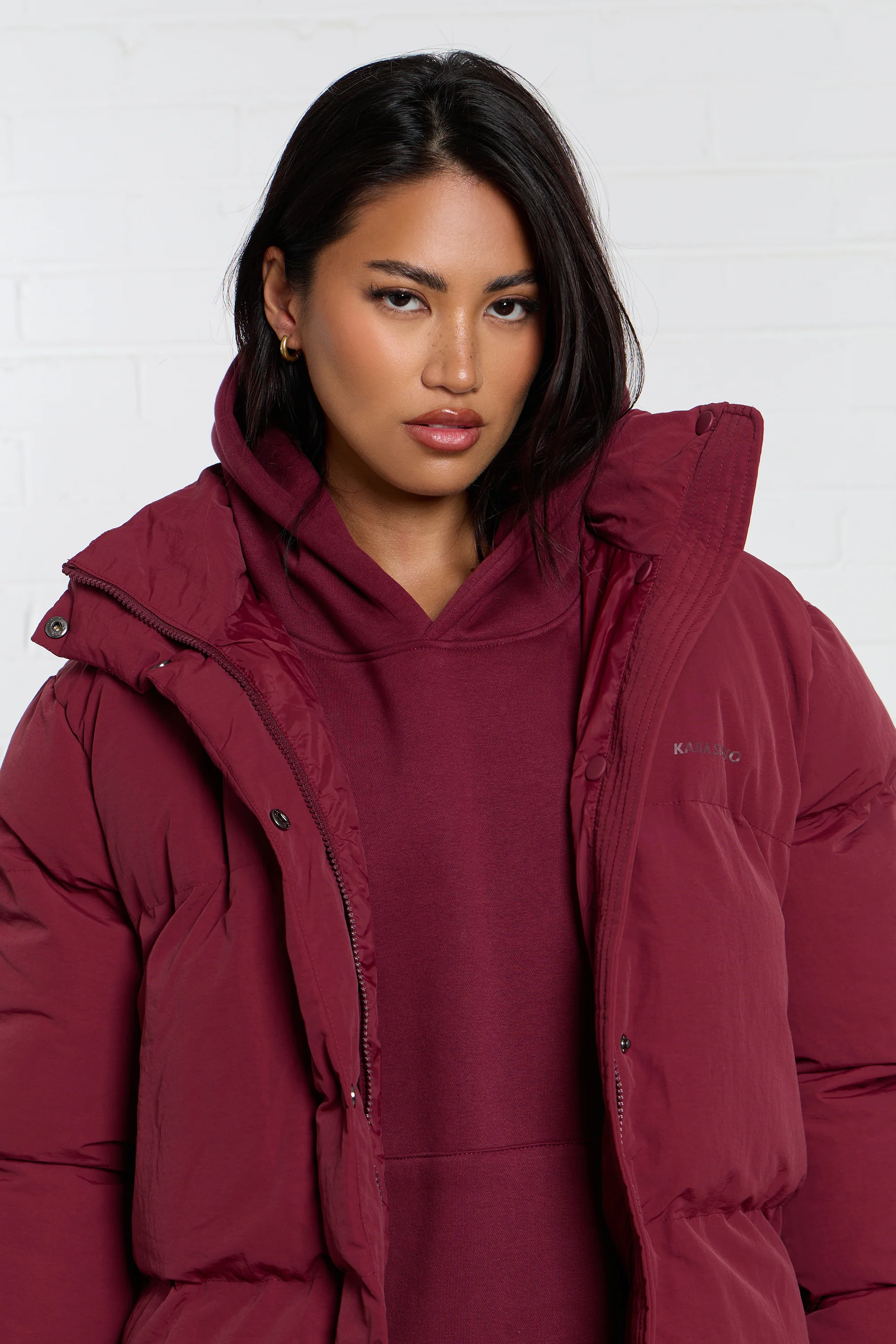 Kaiia Studio Logo Oversized Puffer Coat Burgundy - Image 4