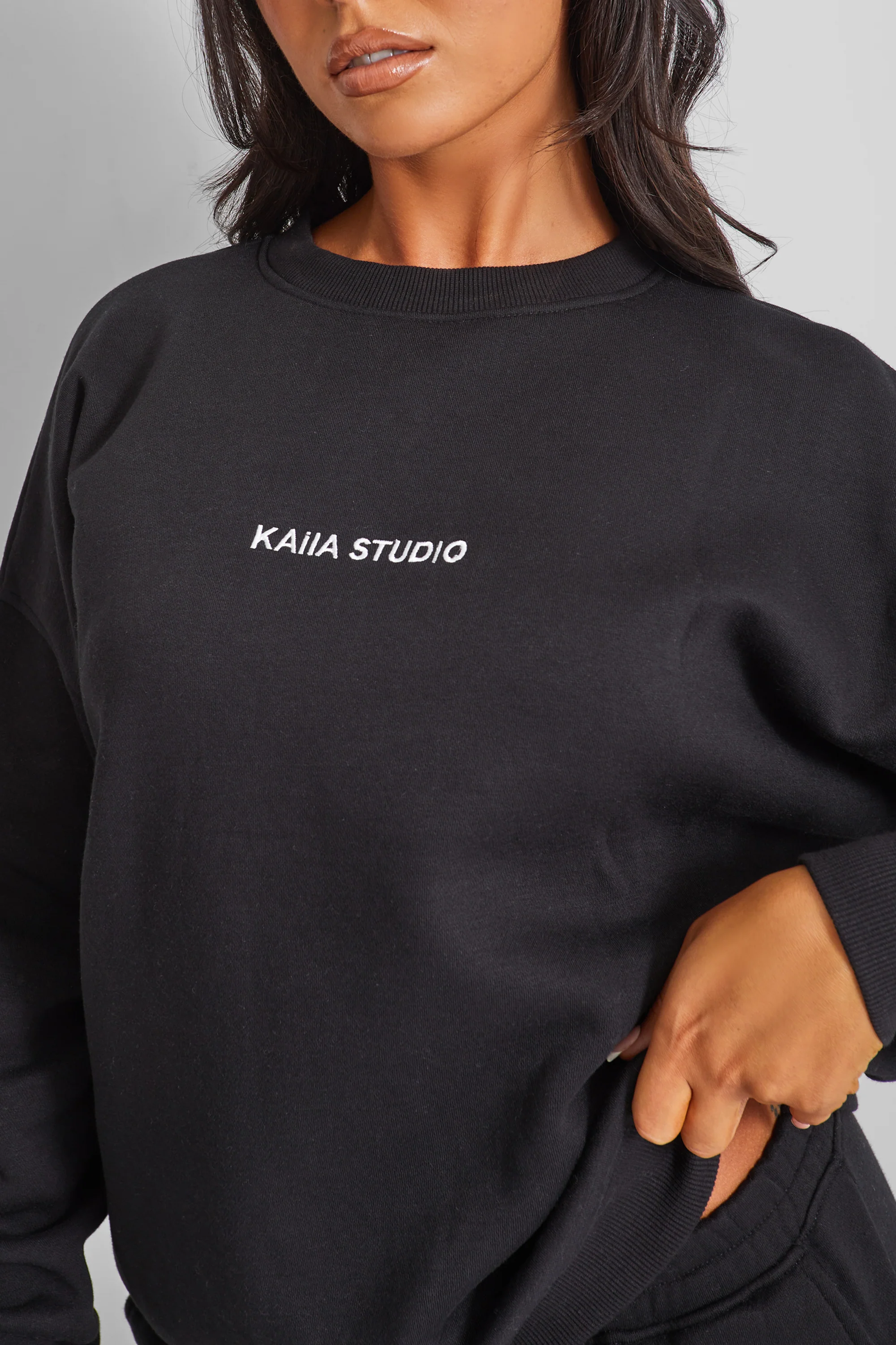 Kaiia Studio Oversized Sweatshirt Black - Image 2