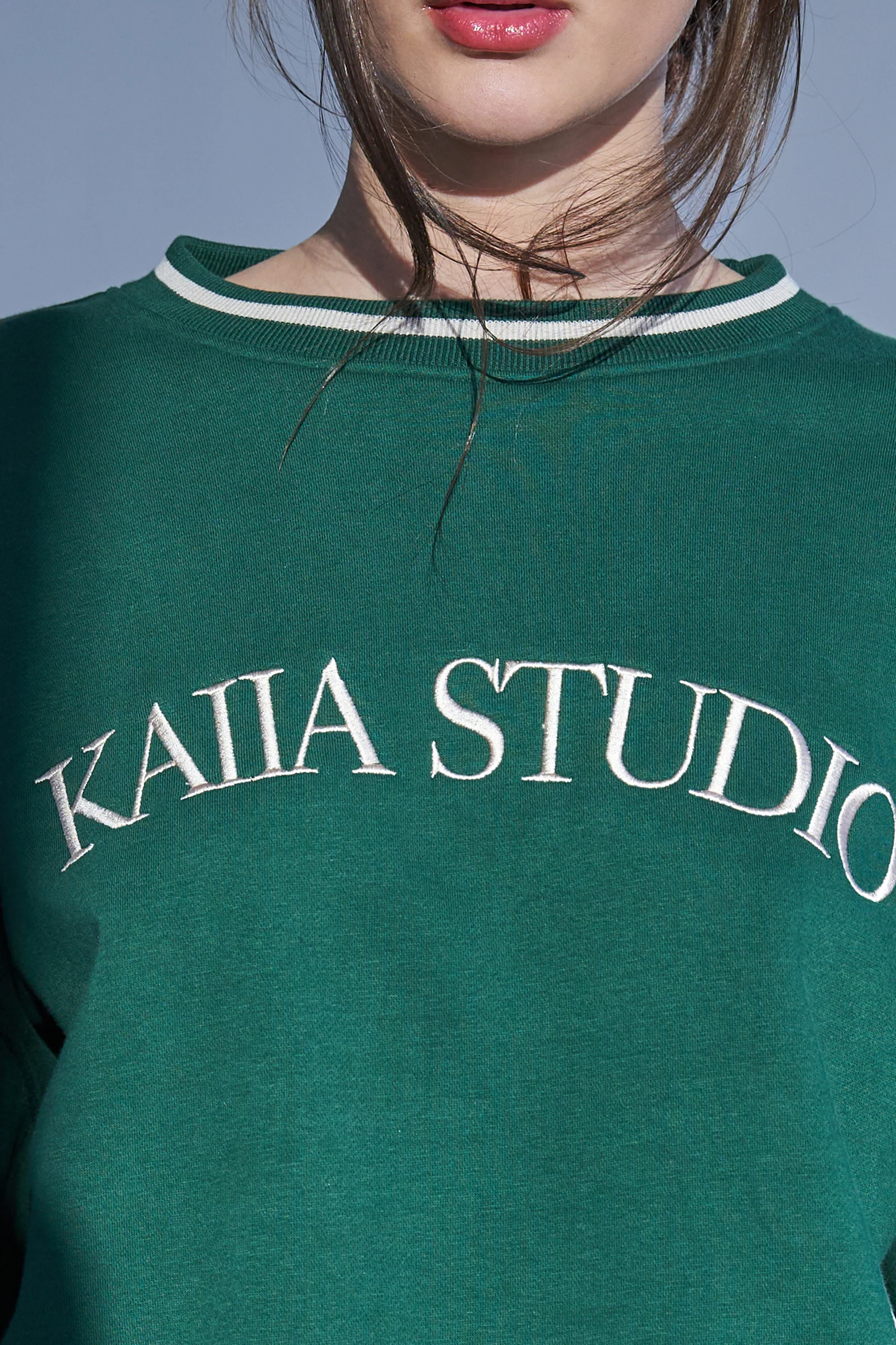 Kaiia Studio Logo Sweatshirt Green - Image 4