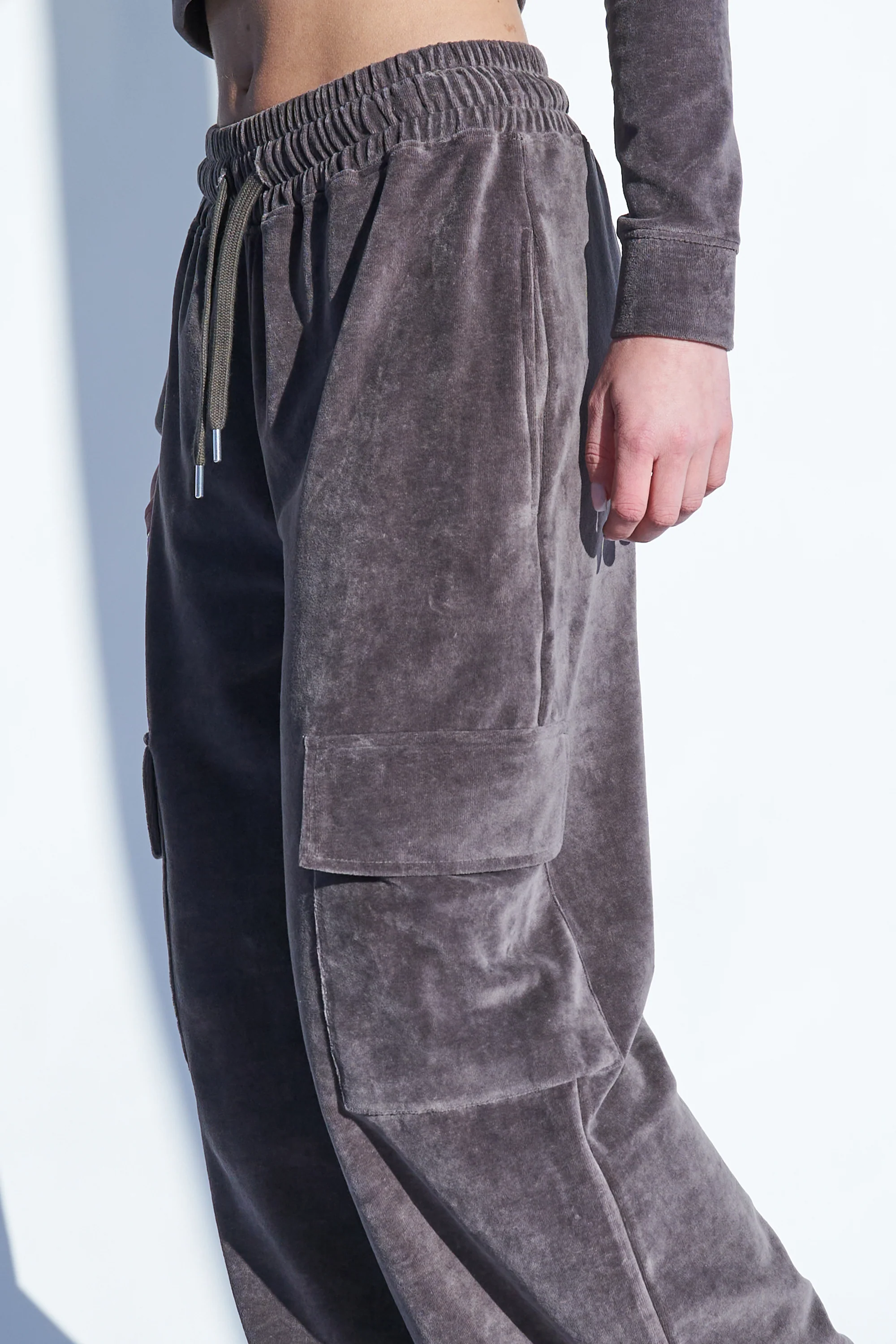 Kaiia Studio Velour Cargo Pocket Wide Leg Joggers Dark Grey - Image 4