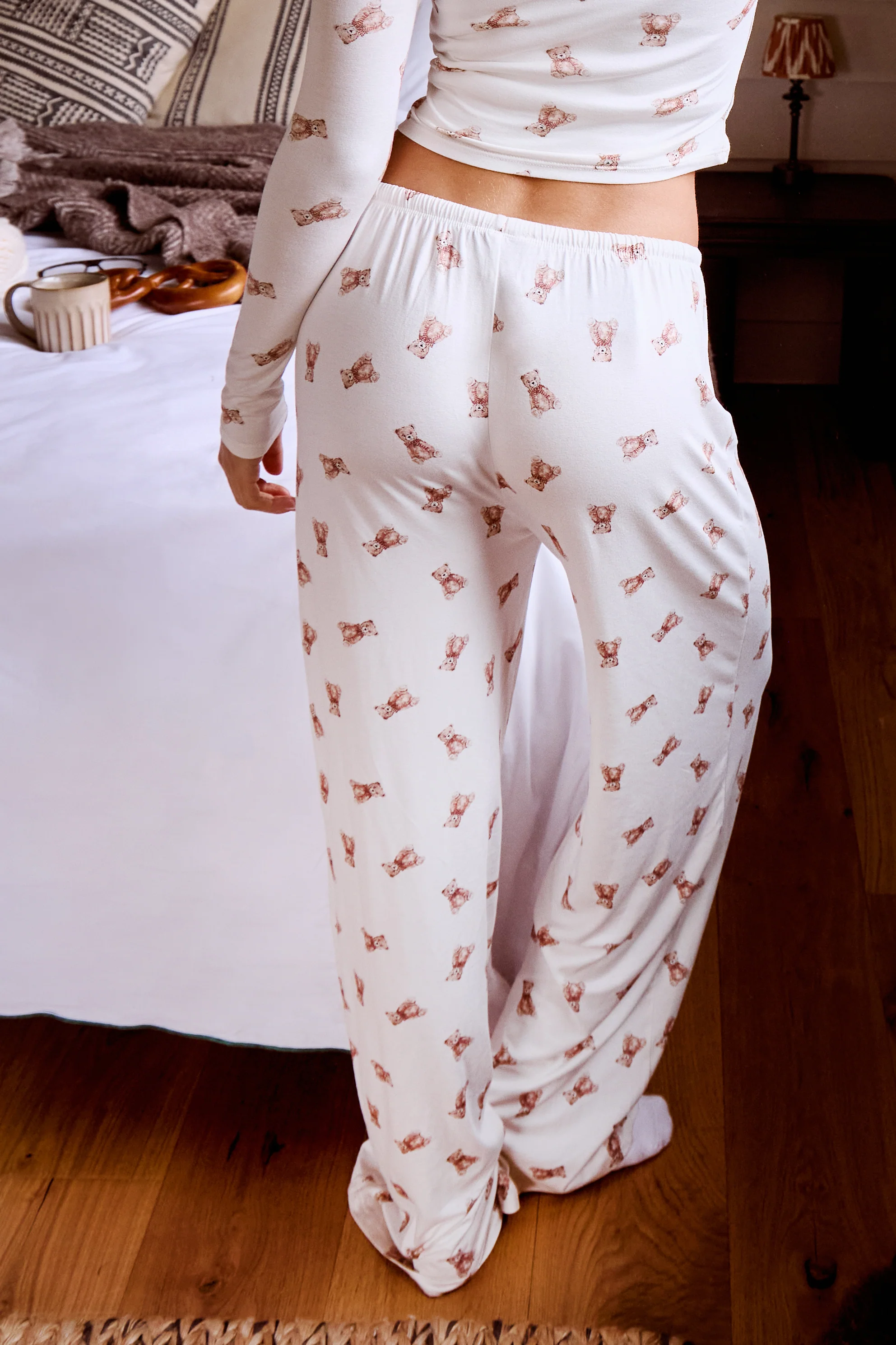 Kaiia Supersoft Teddy Bear Print Pyjama Trousers Cream & Brown - Image 3