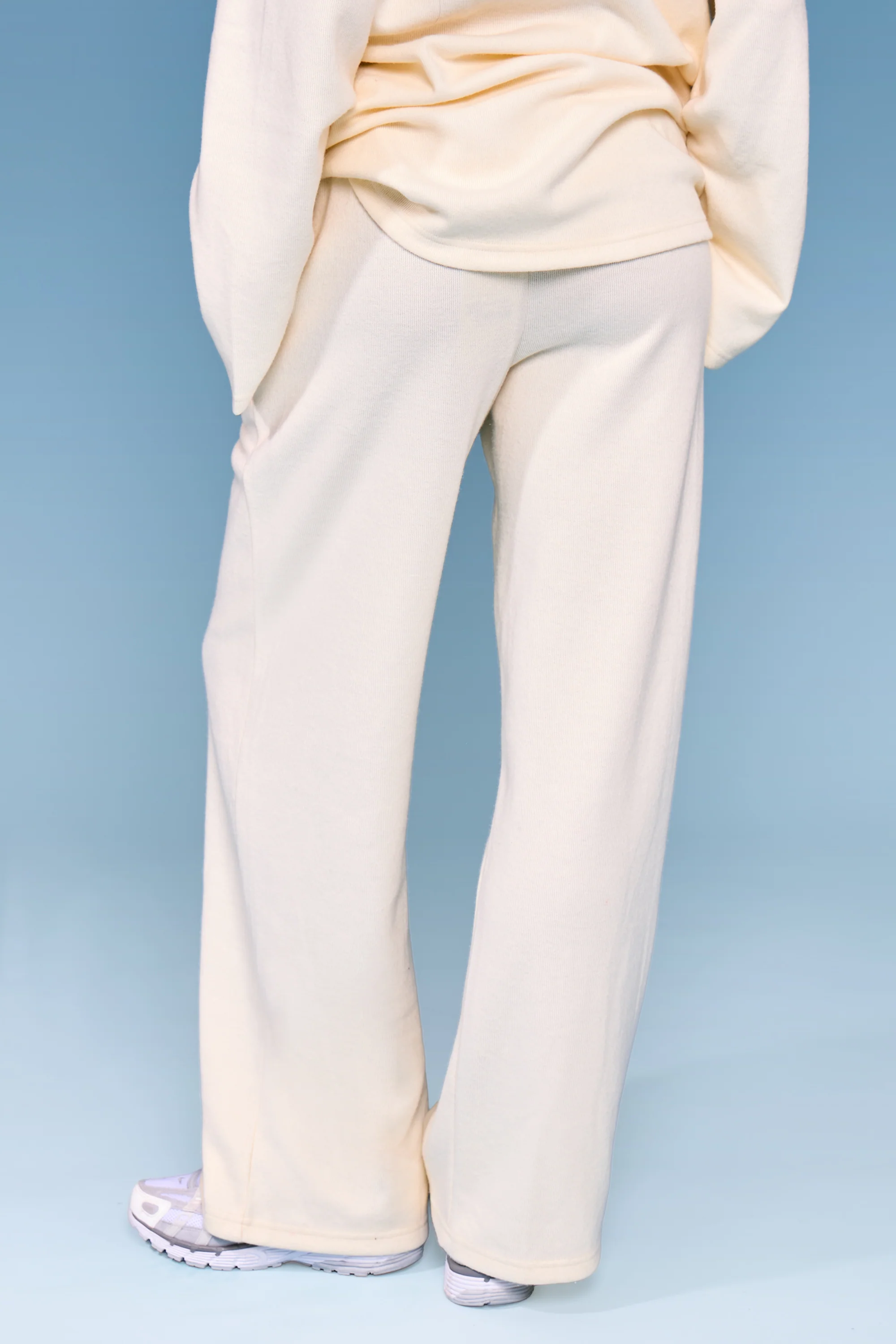 Kaiia Supersoft Wide Leg Trousers Winter White - Image 4