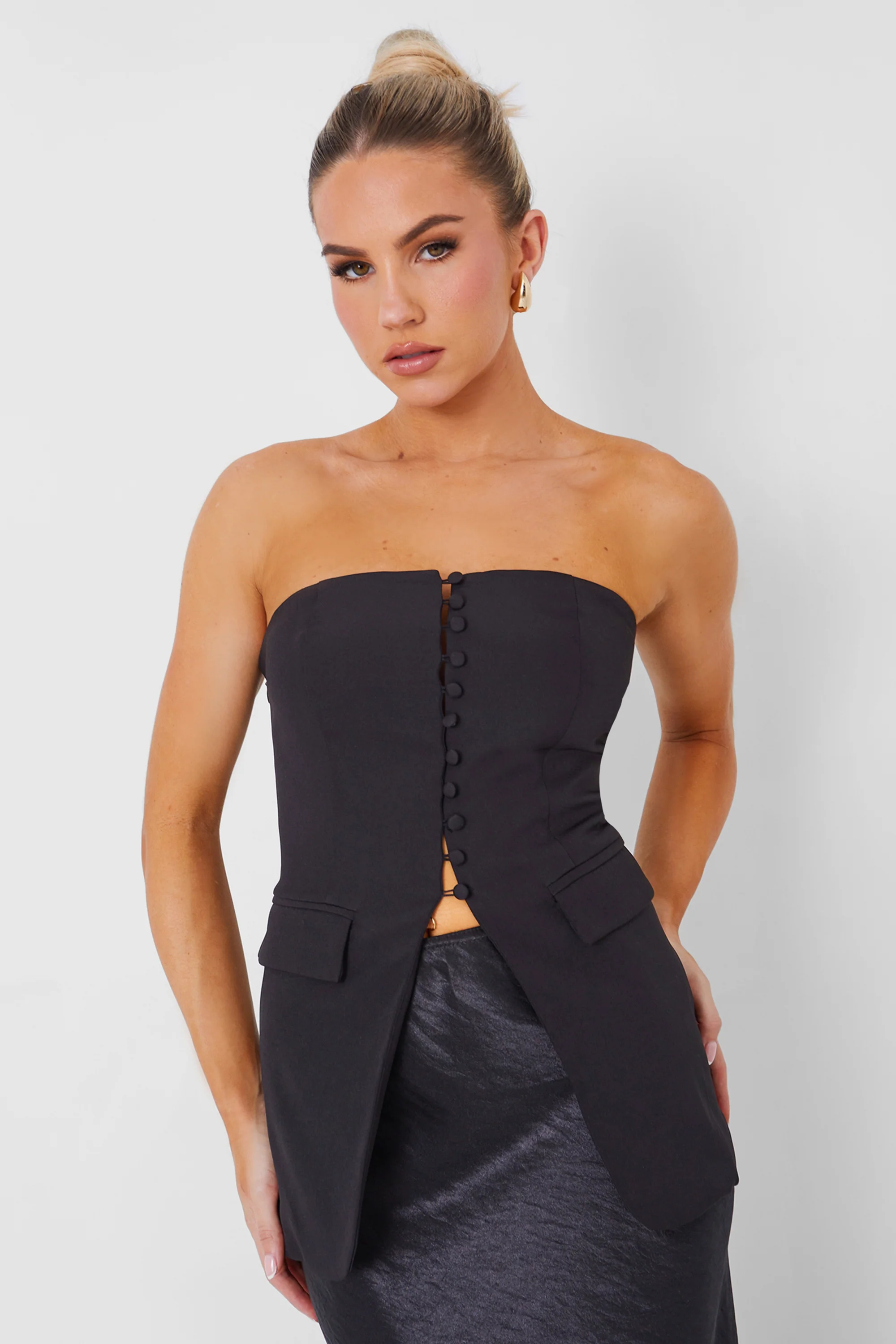 Kaiia Tailored Bandeau Split Front Top in Black - Image 3