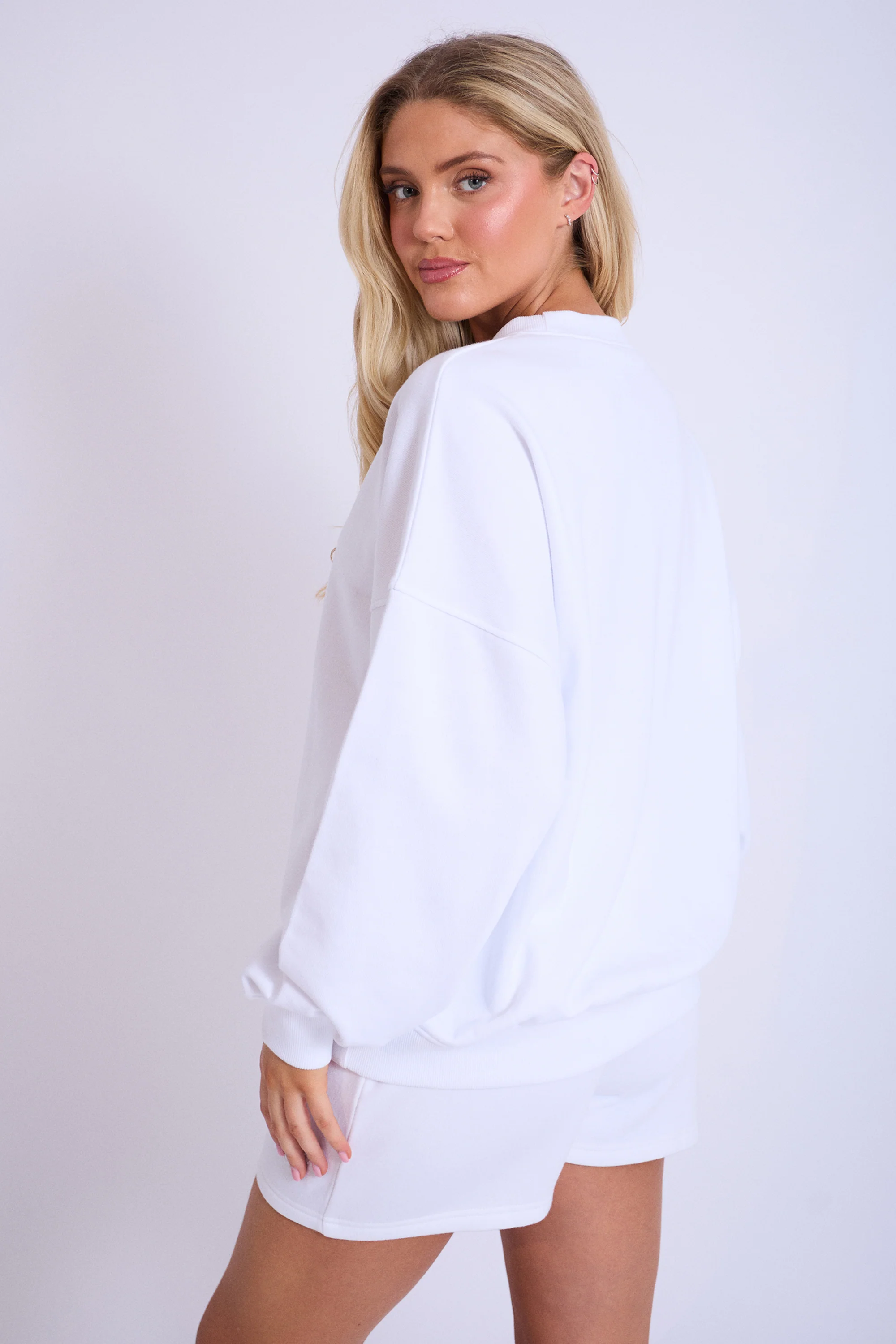 Kaiia Tennis Club Oversized Sweatshirt White & Blue - Image 7