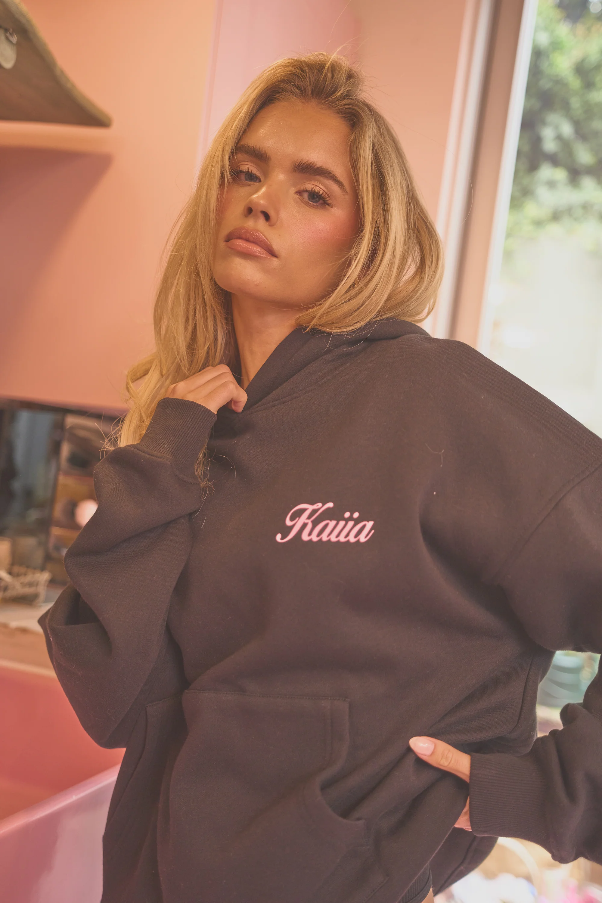 Kaiia Angel Graphic Oversized Hoodie Black & Pink - Image 4