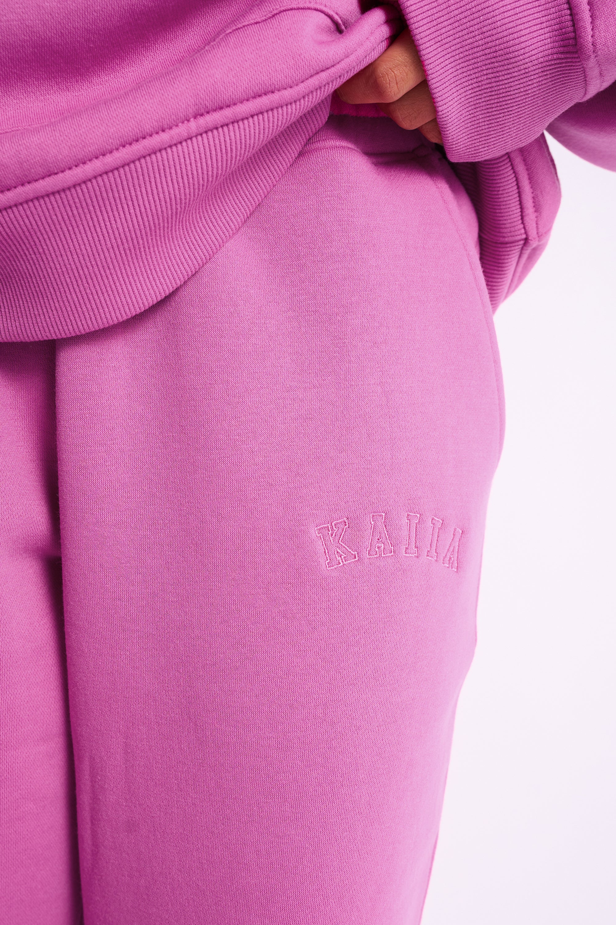 Kaiia Logo Wide Leg Joggers Bubblegum Pink - Image 4