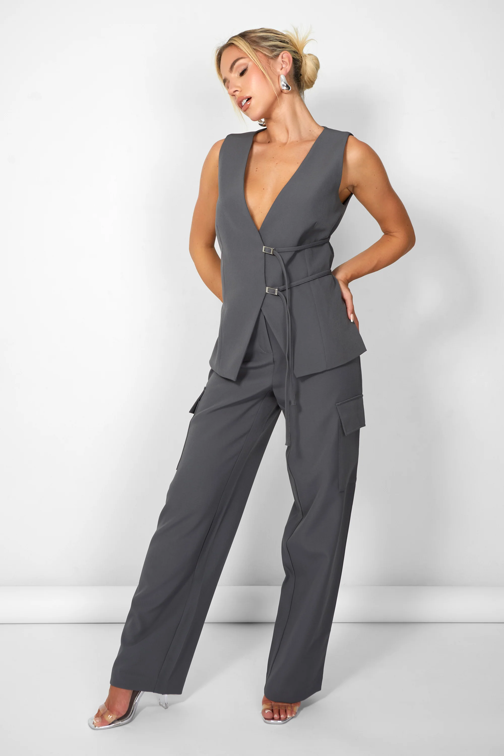 Kaiia Wide Leg Cargo Trousers in Charcoal Grey - Image 3