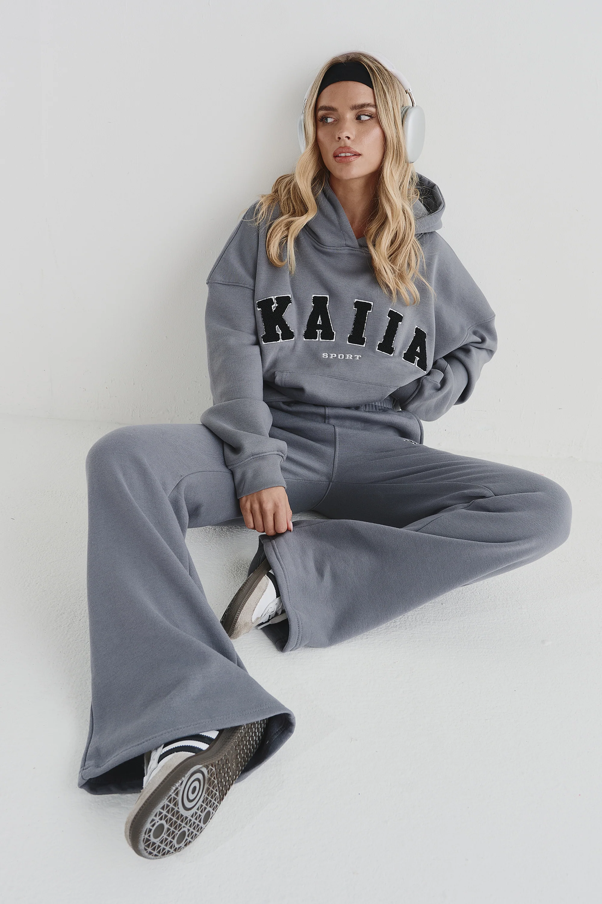 Kaiia Wide Leg Sweat Pants in Charcoal Grey - Image 5