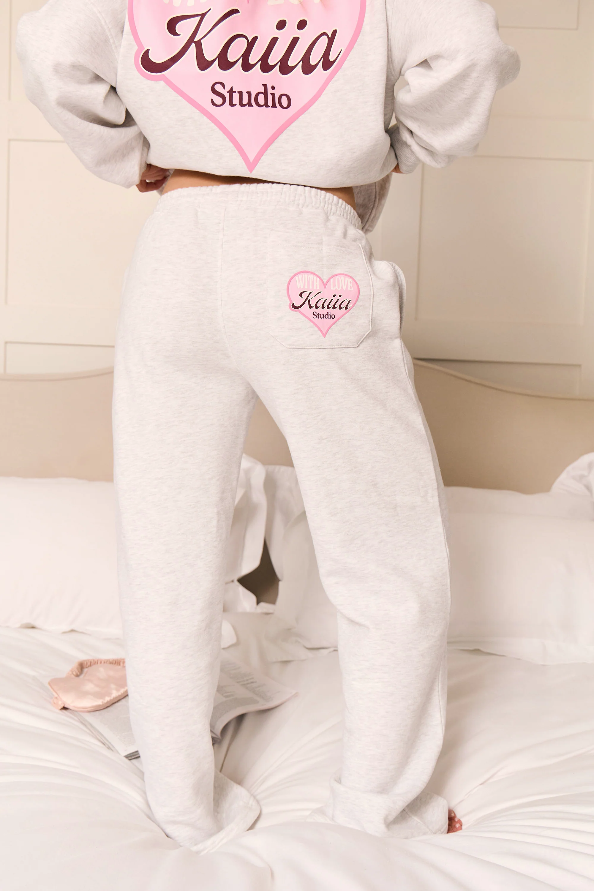 Kaiia With Love Wide Leg Joggers Light Grey Marl & Pink - Image 4
