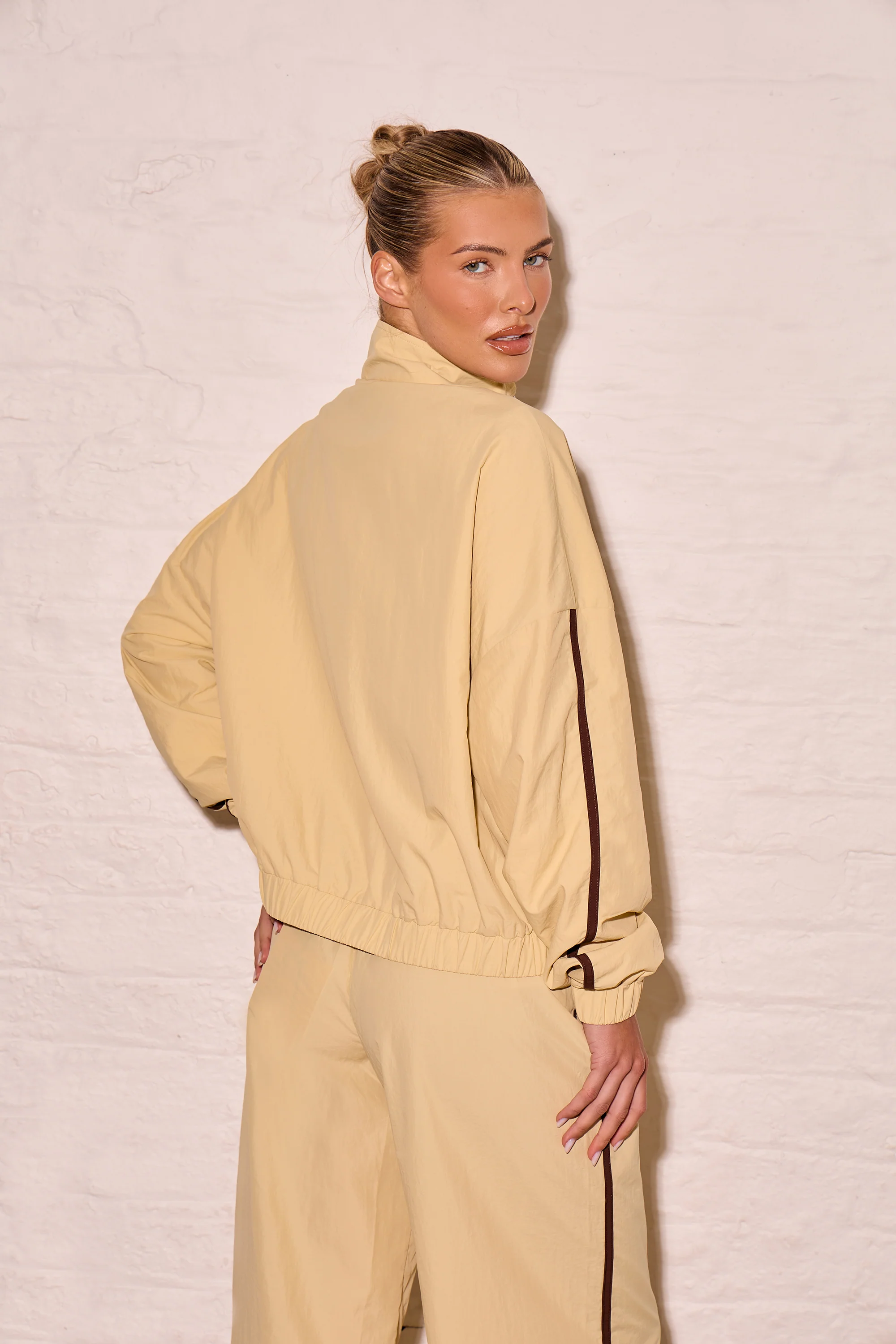 Kaiia Woven Windbreaker Zip Up Jacket Yellow & Biscuit - Image 4