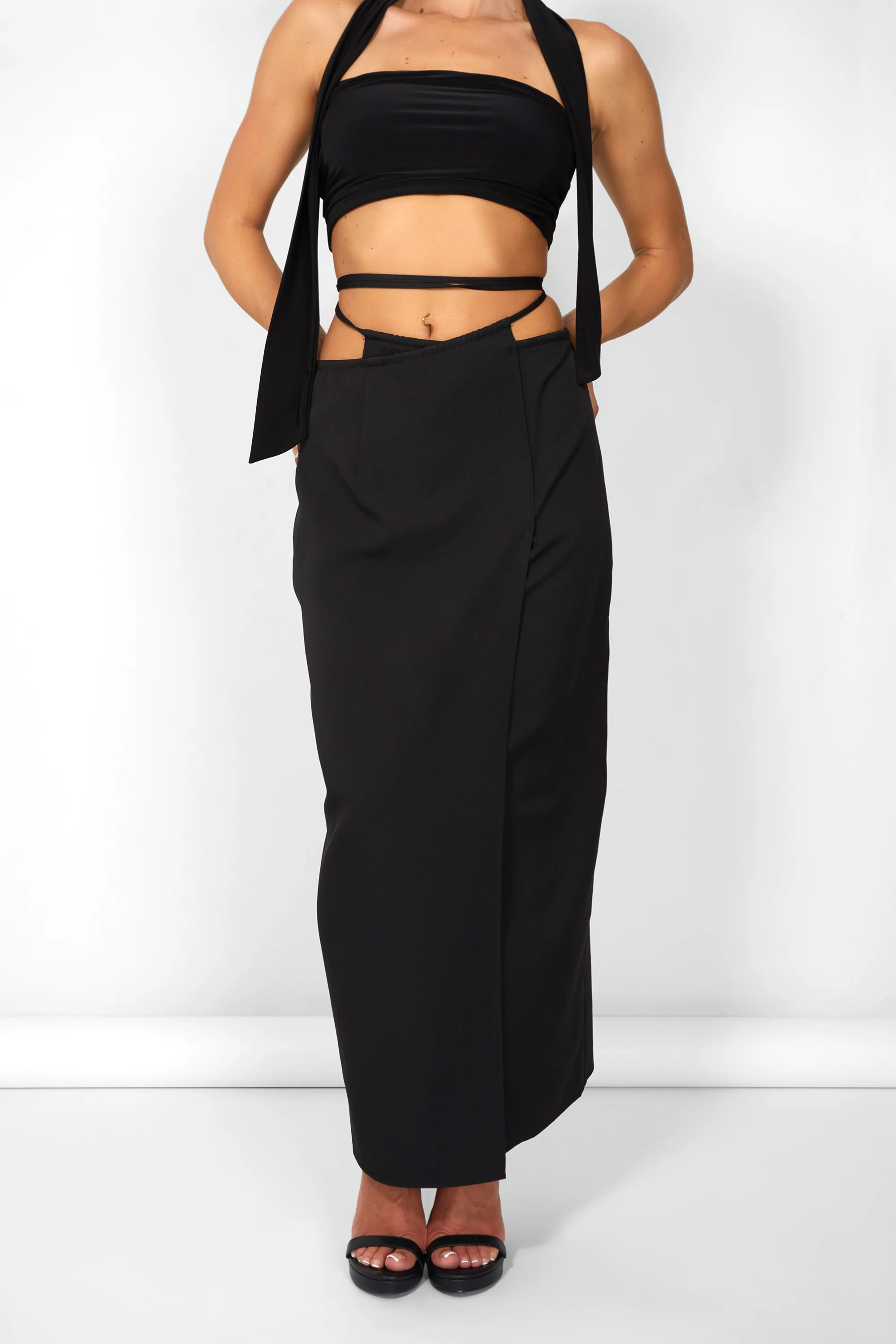 Kaiia Wrap Tie Side Maxi Skirt in Black - Image 5
