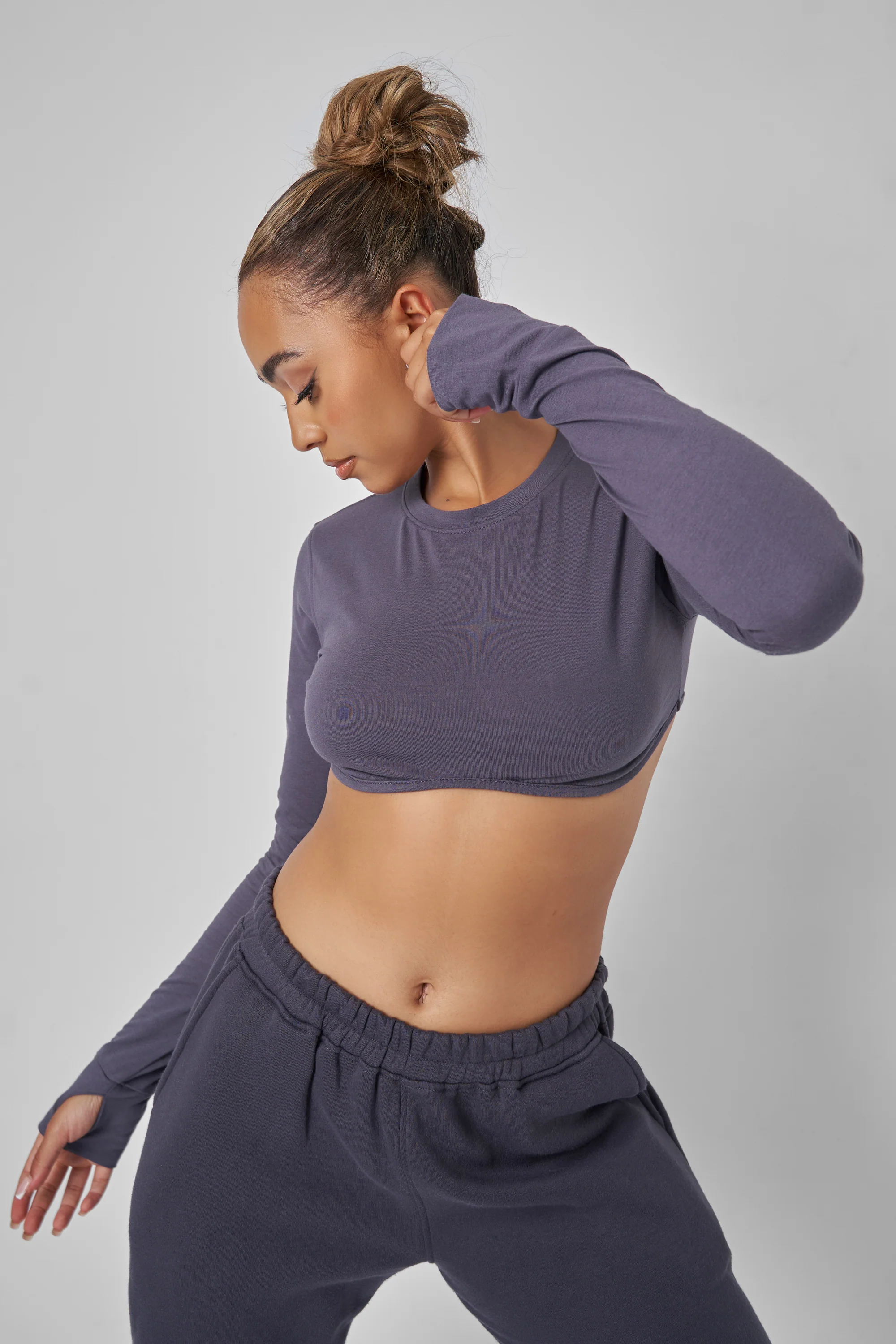 Long Sleeve Underbust Crop Top Dark Grey - Image 4