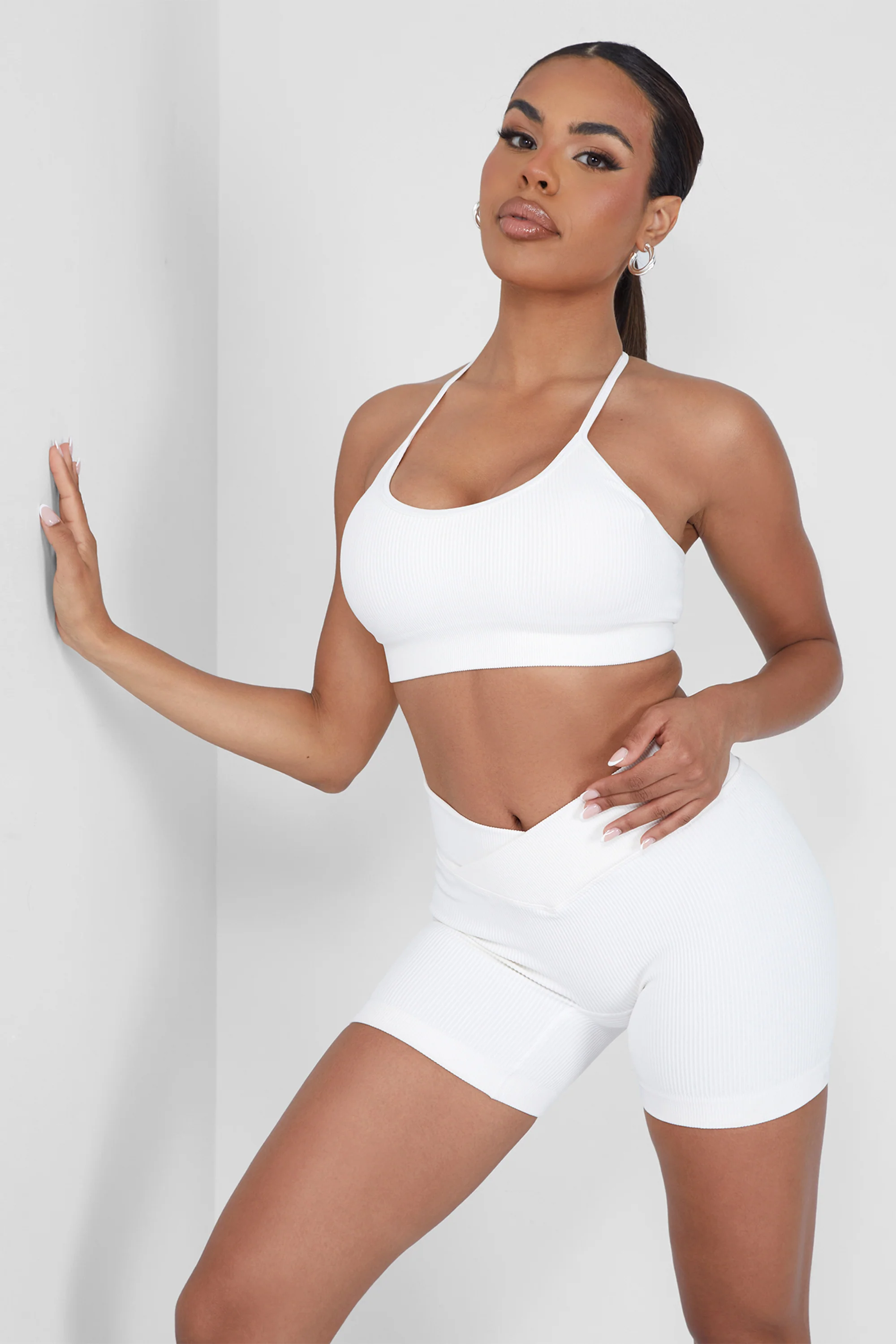 Seamless Cross Front Cycling Short White - Image 2