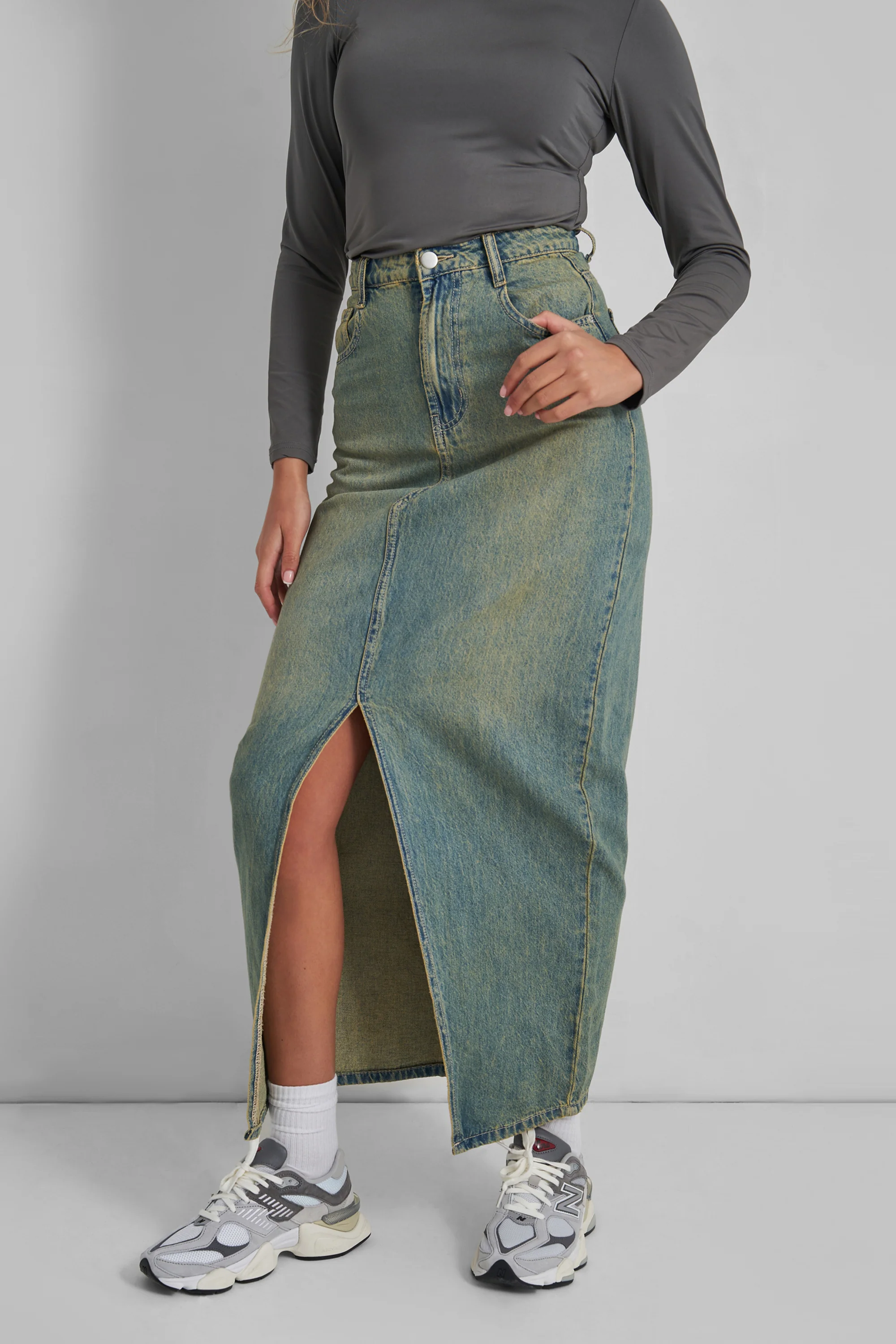 Split Front Denim Maxi Skirt Vintage Wash - Image 3