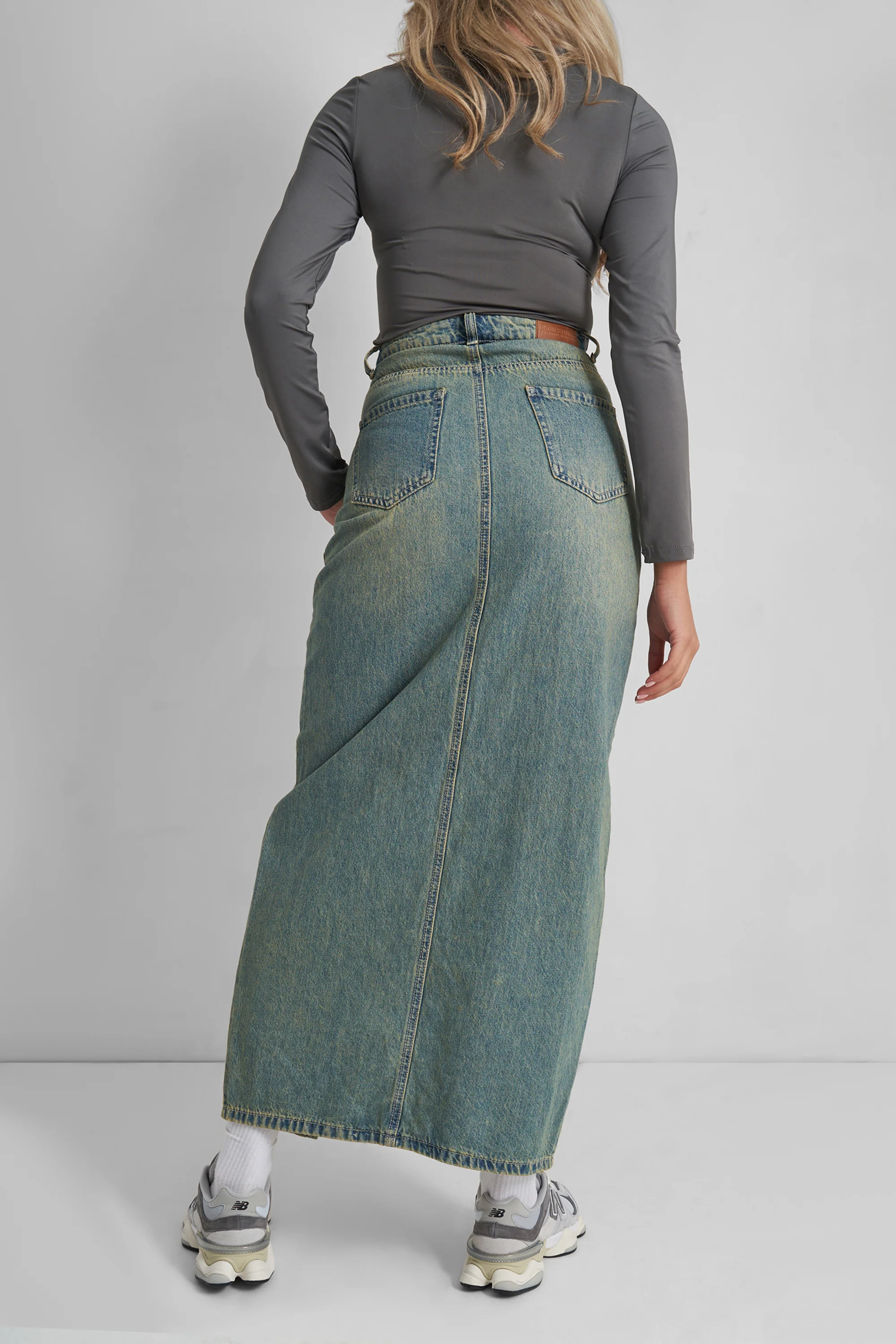 Split Front Denim Maxi Skirt Vintage Wash - Image 5